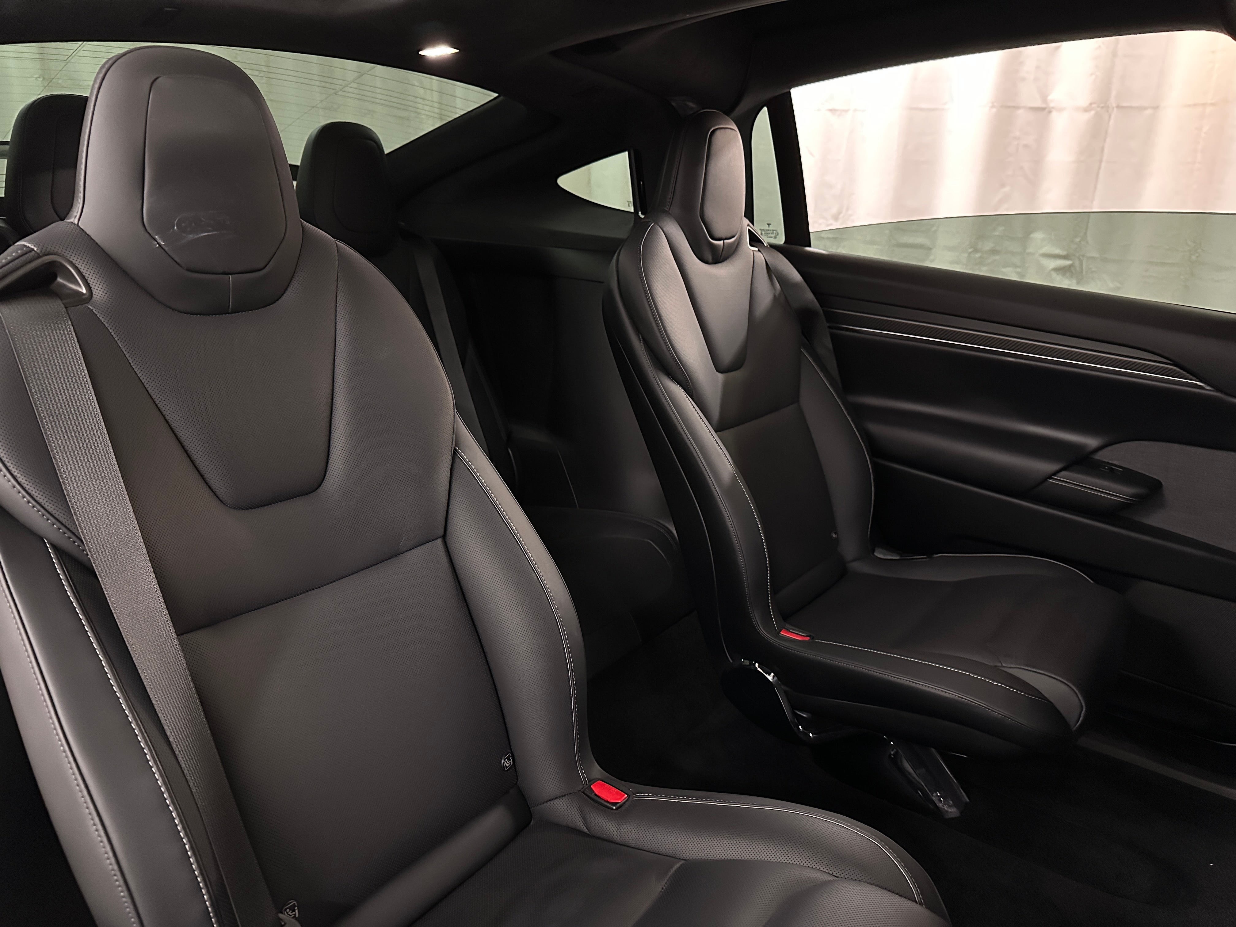 2022 Tesla Model X Plaid 5