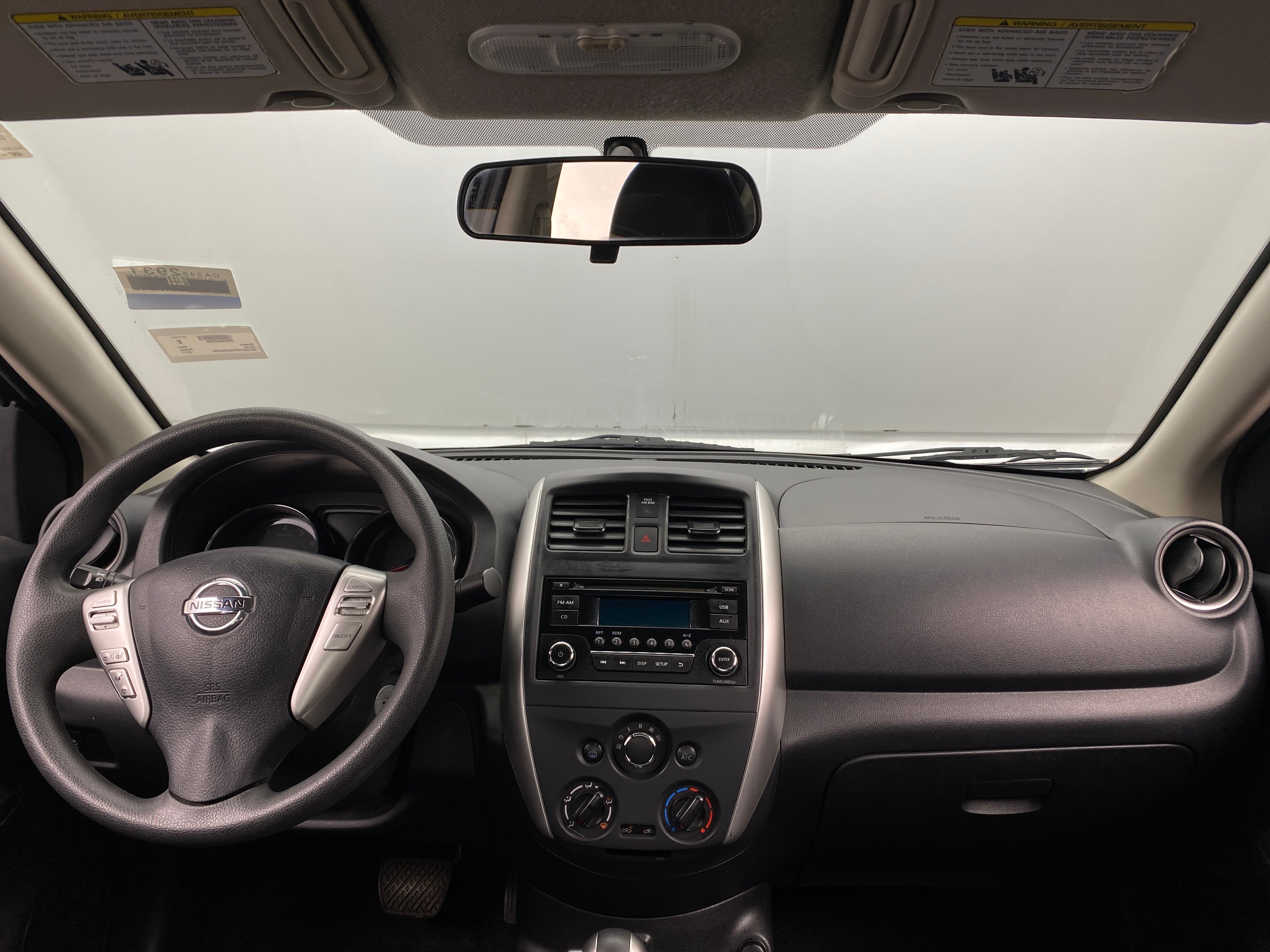 2017 Nissan Versa SV 3