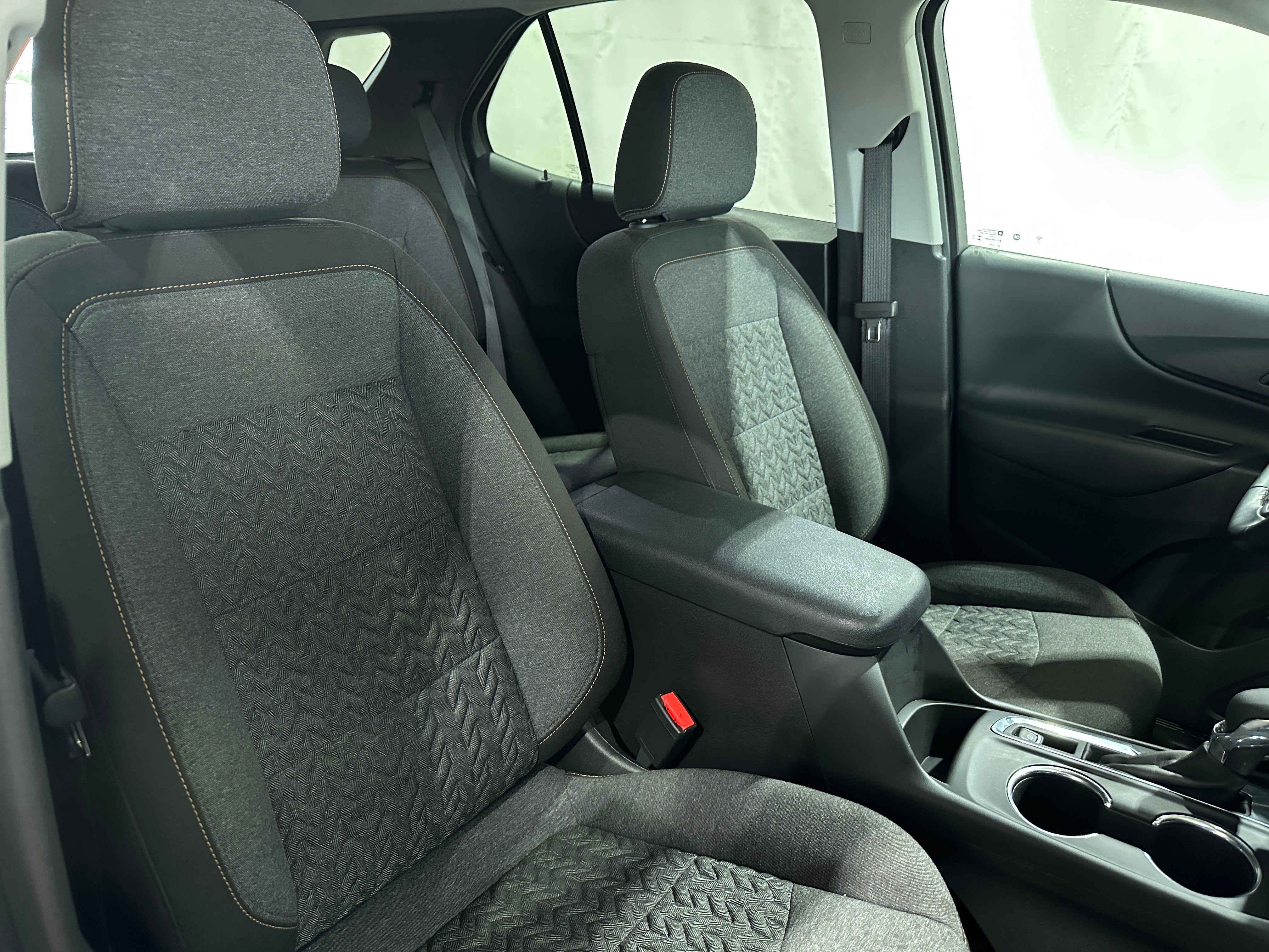 2024 Chevrolet Equinox LT 2