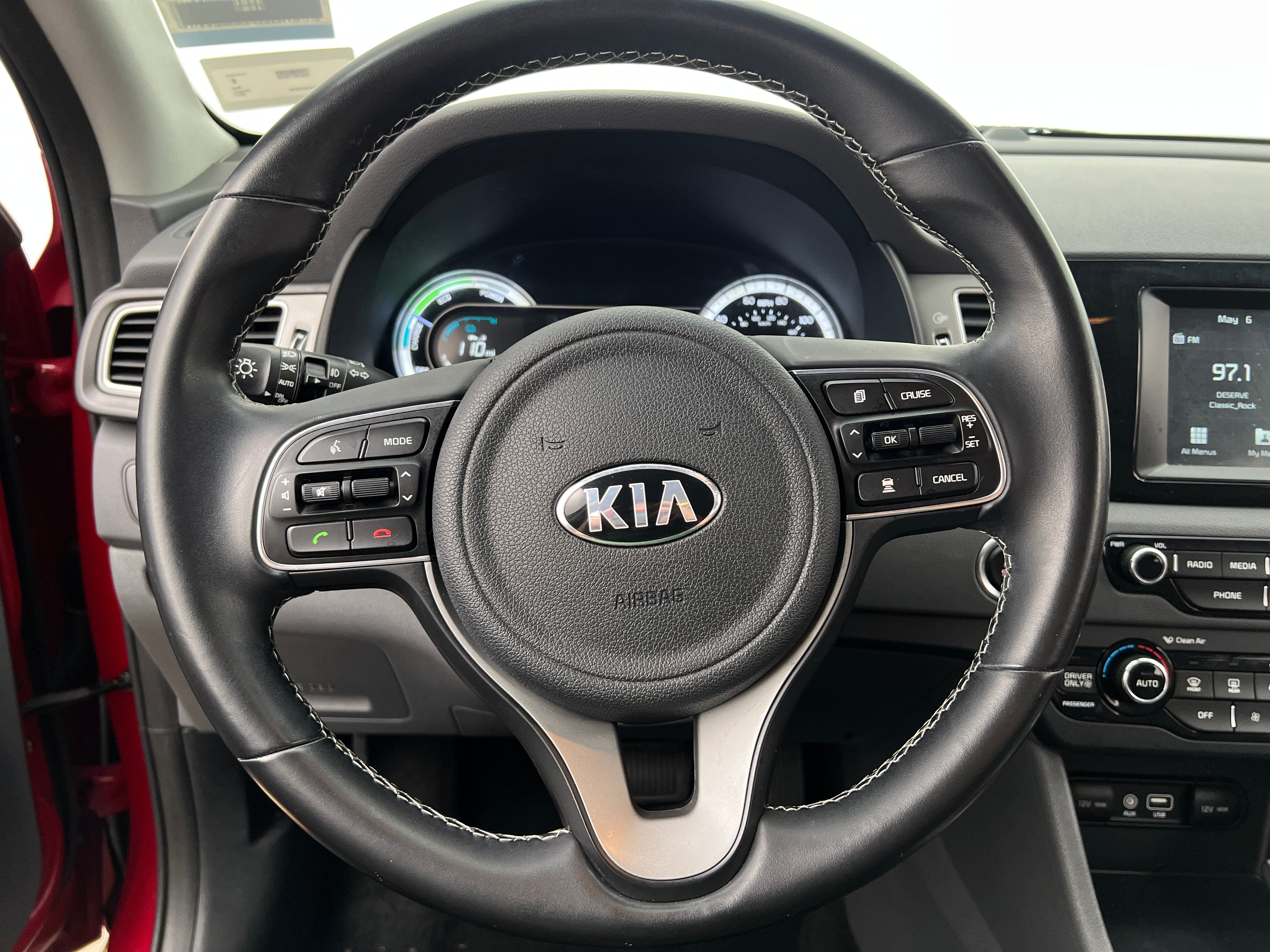 2017 Kia Niro LX 5