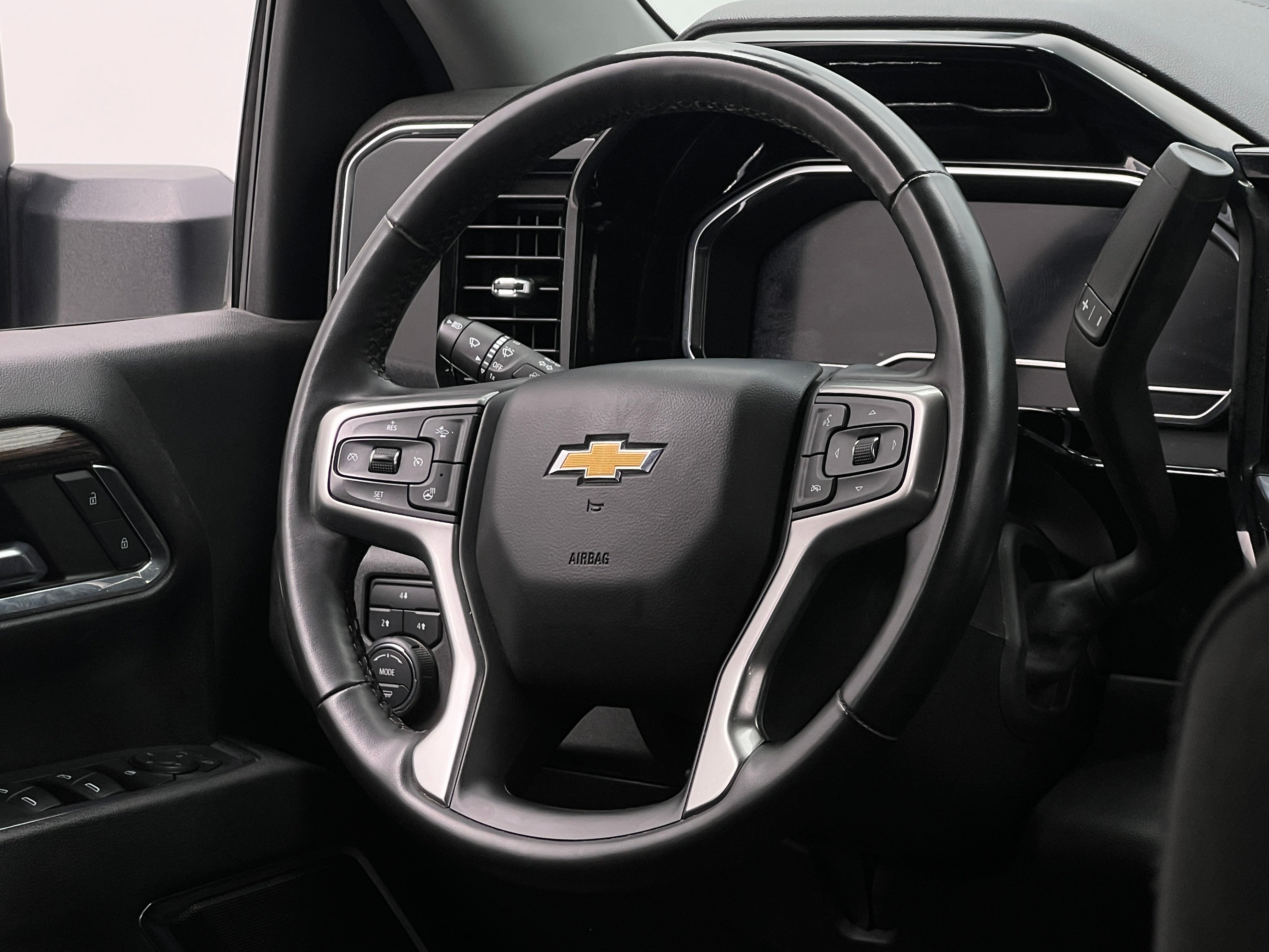 2024 Chevrolet Silverado 2500 LT 5