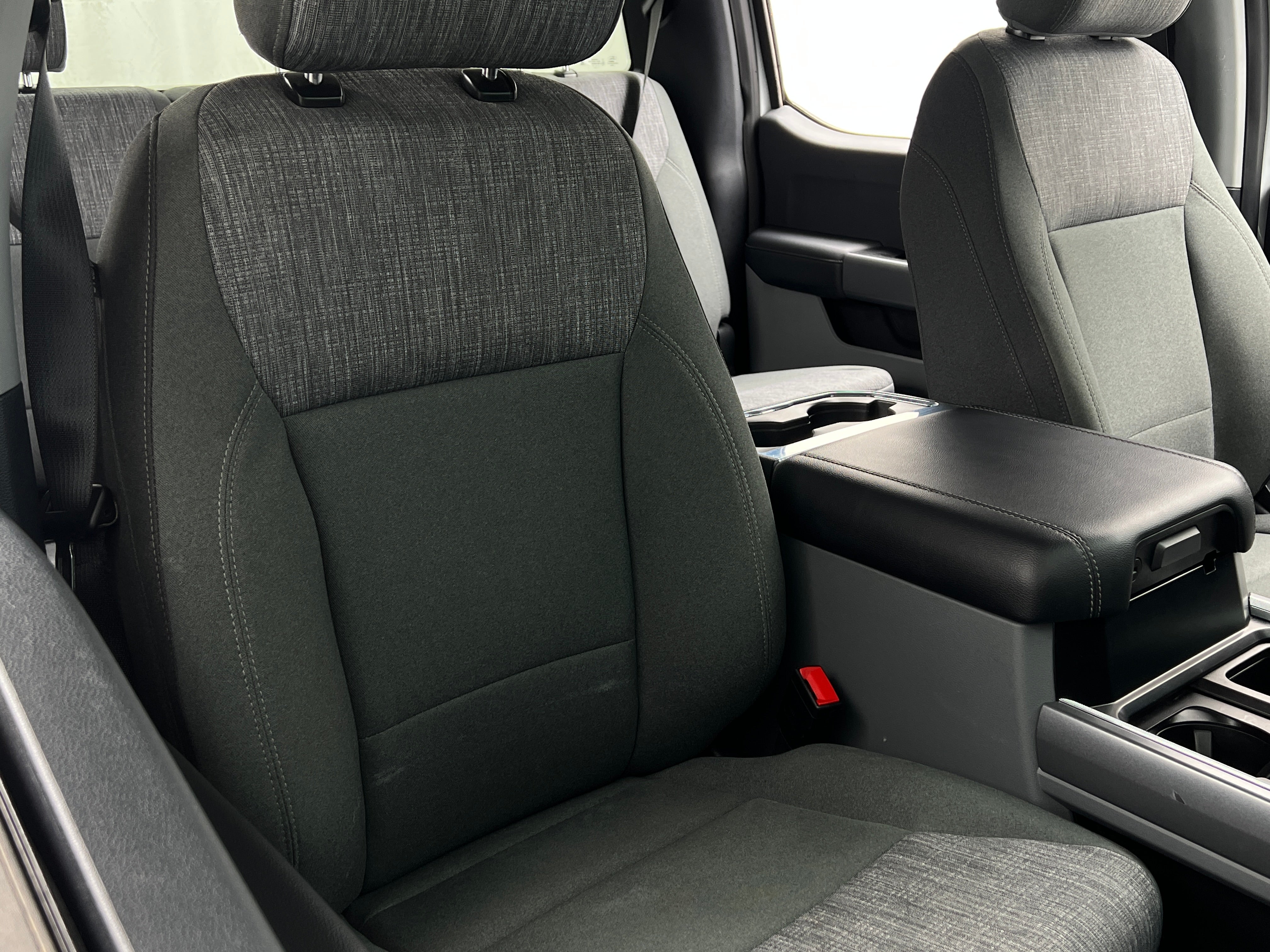 2024 Ford Econoline E-250 2