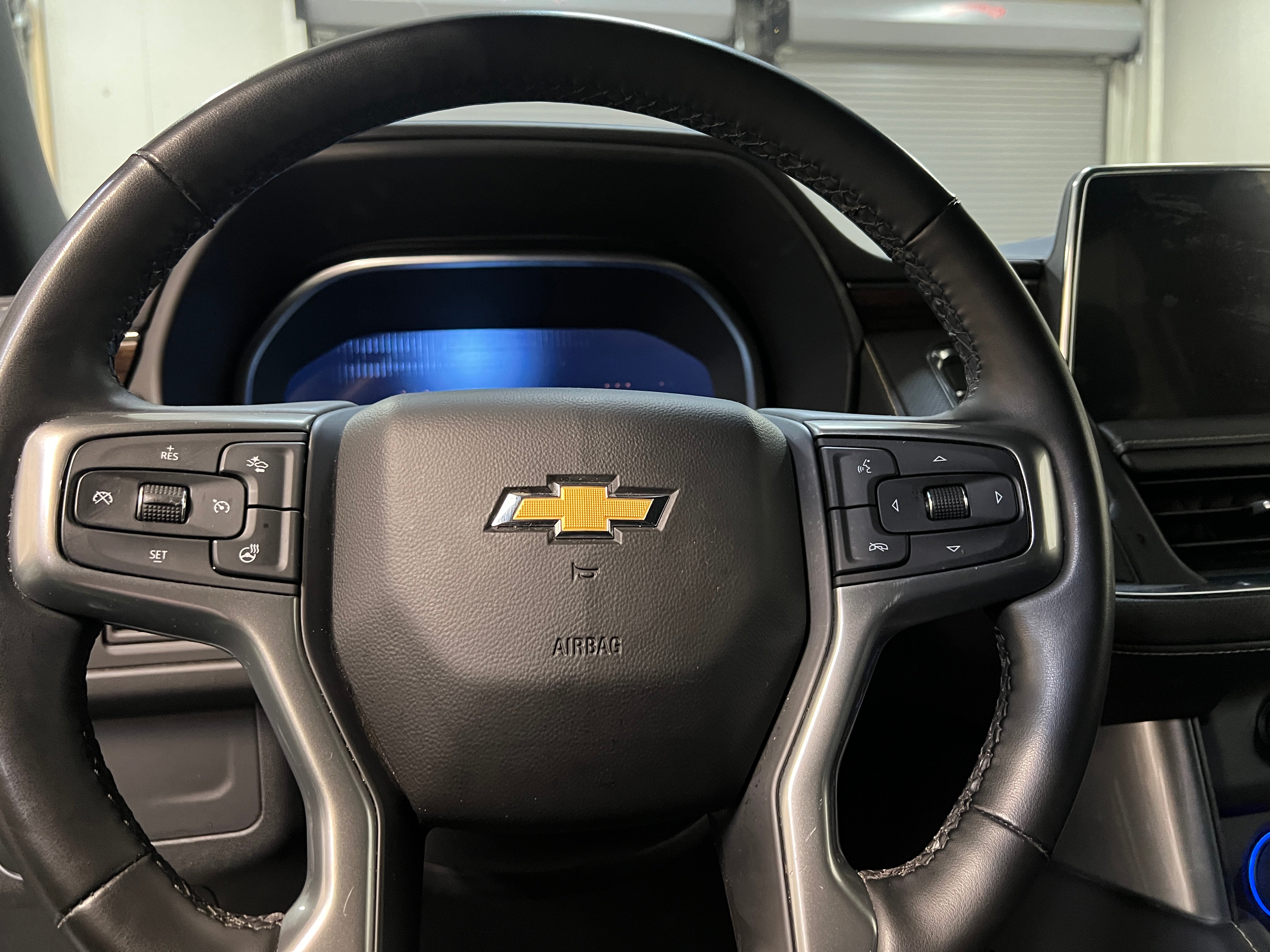 2023 Chevrolet Suburban Premier 4