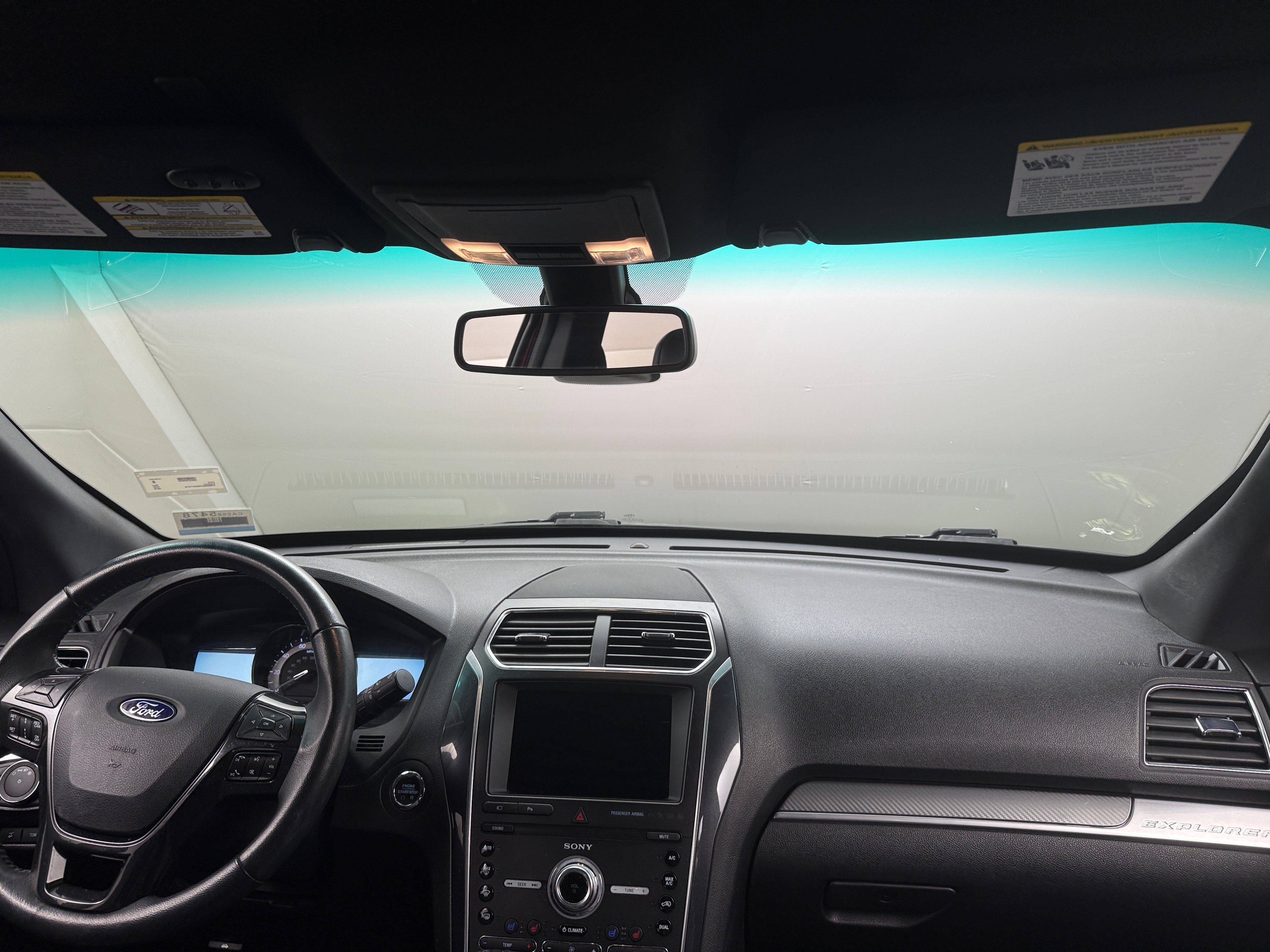 2019 Ford Explorer Sport 2