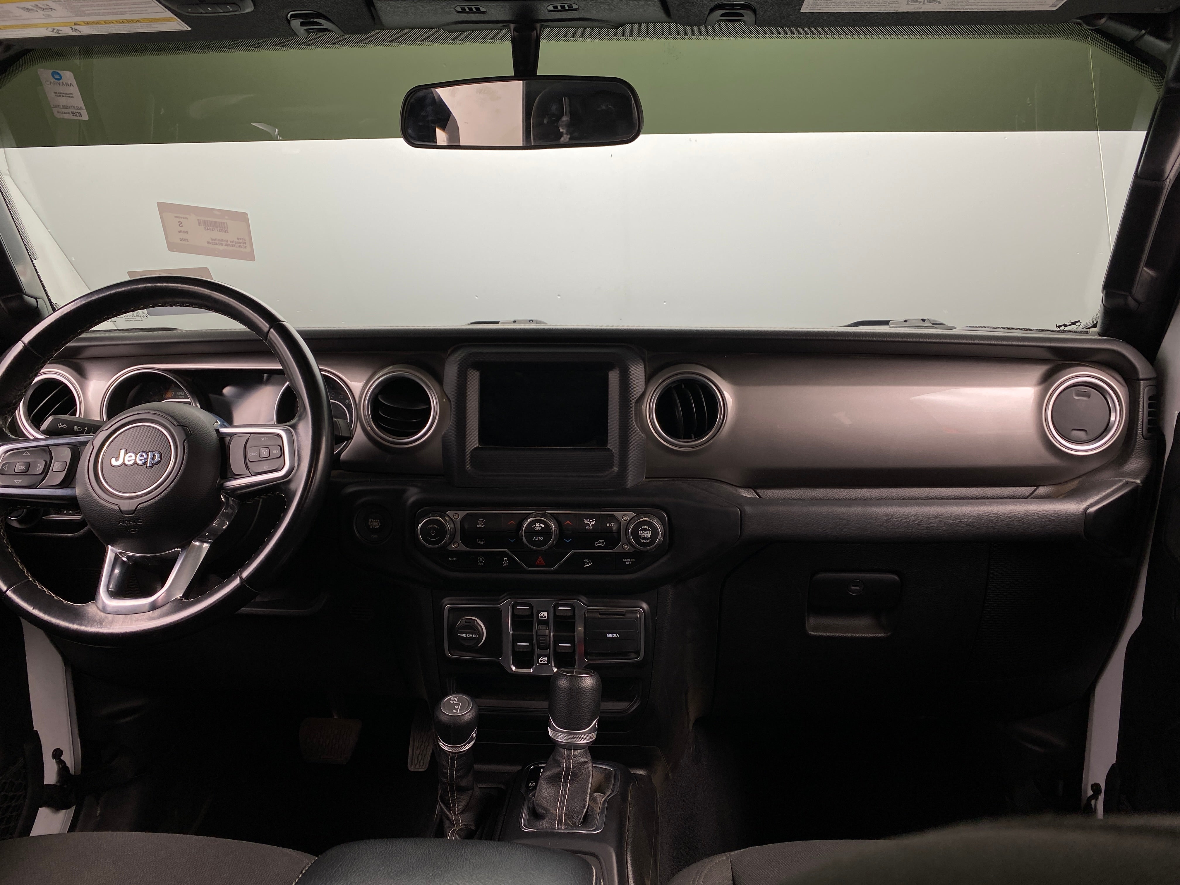 2020 Jeep Wrangler Unlimited Sahara 3