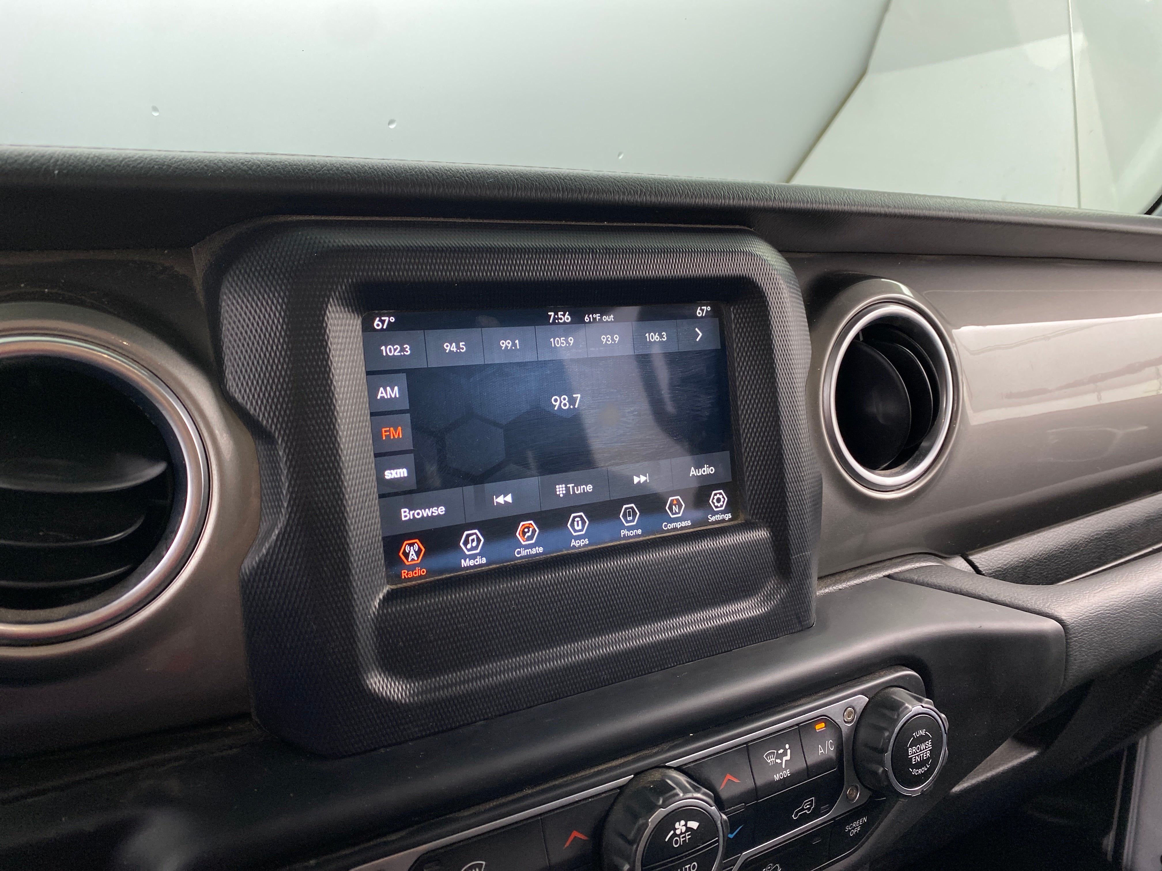 2020 Jeep Wrangler Unlimited Sahara 4