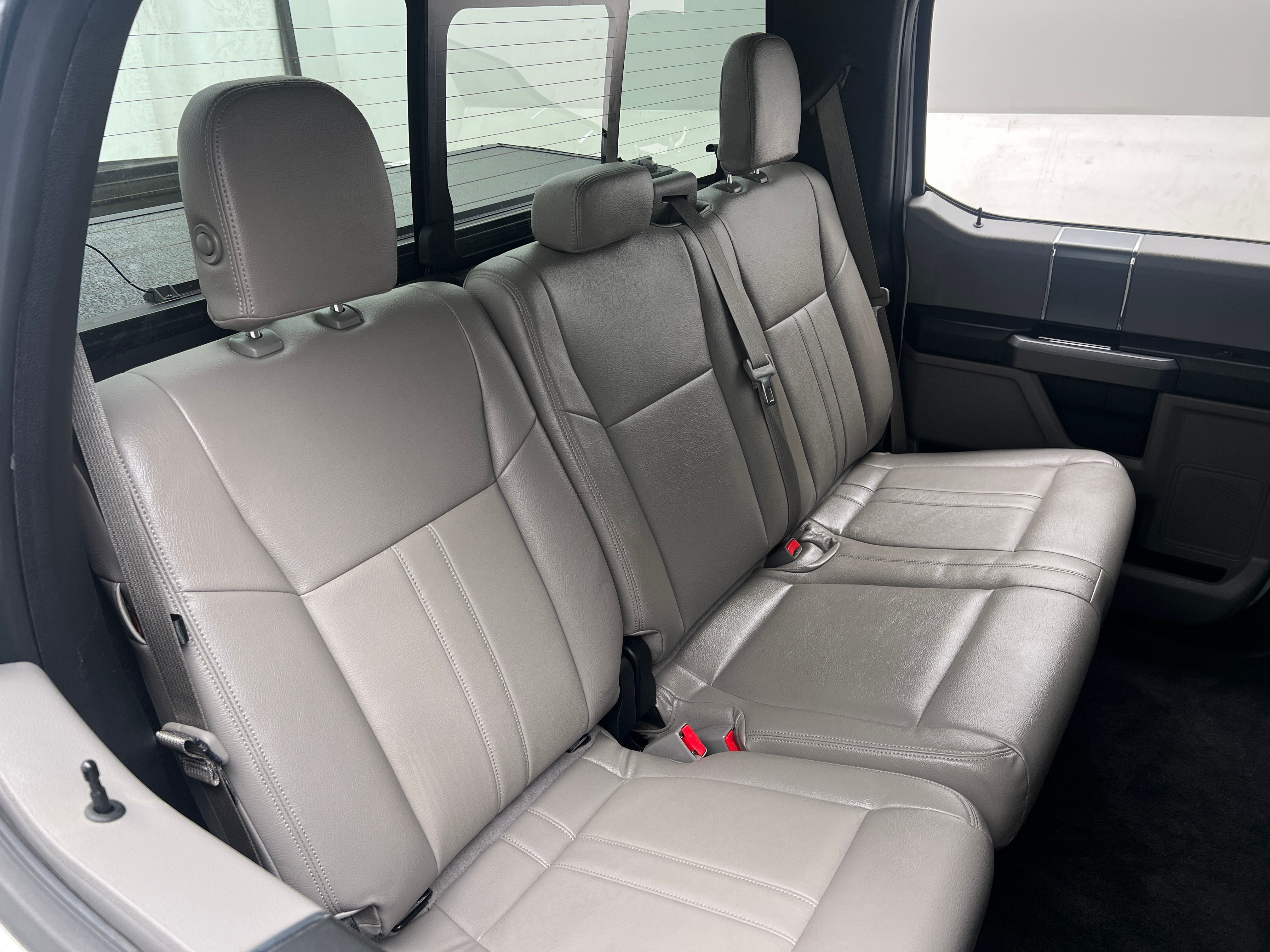 2015 Ford Econoline E-150 6