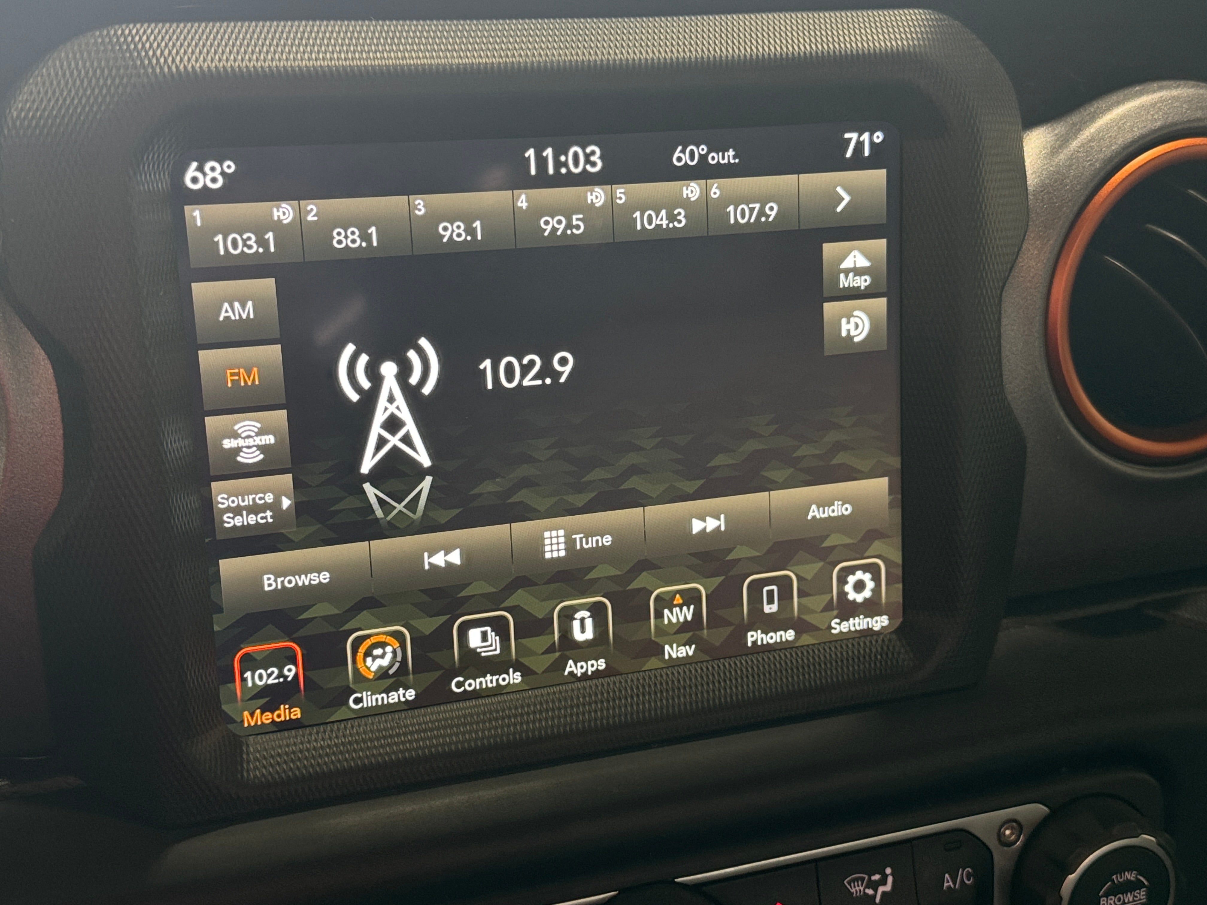 2021 Jeep Gladiator Mojave 4
