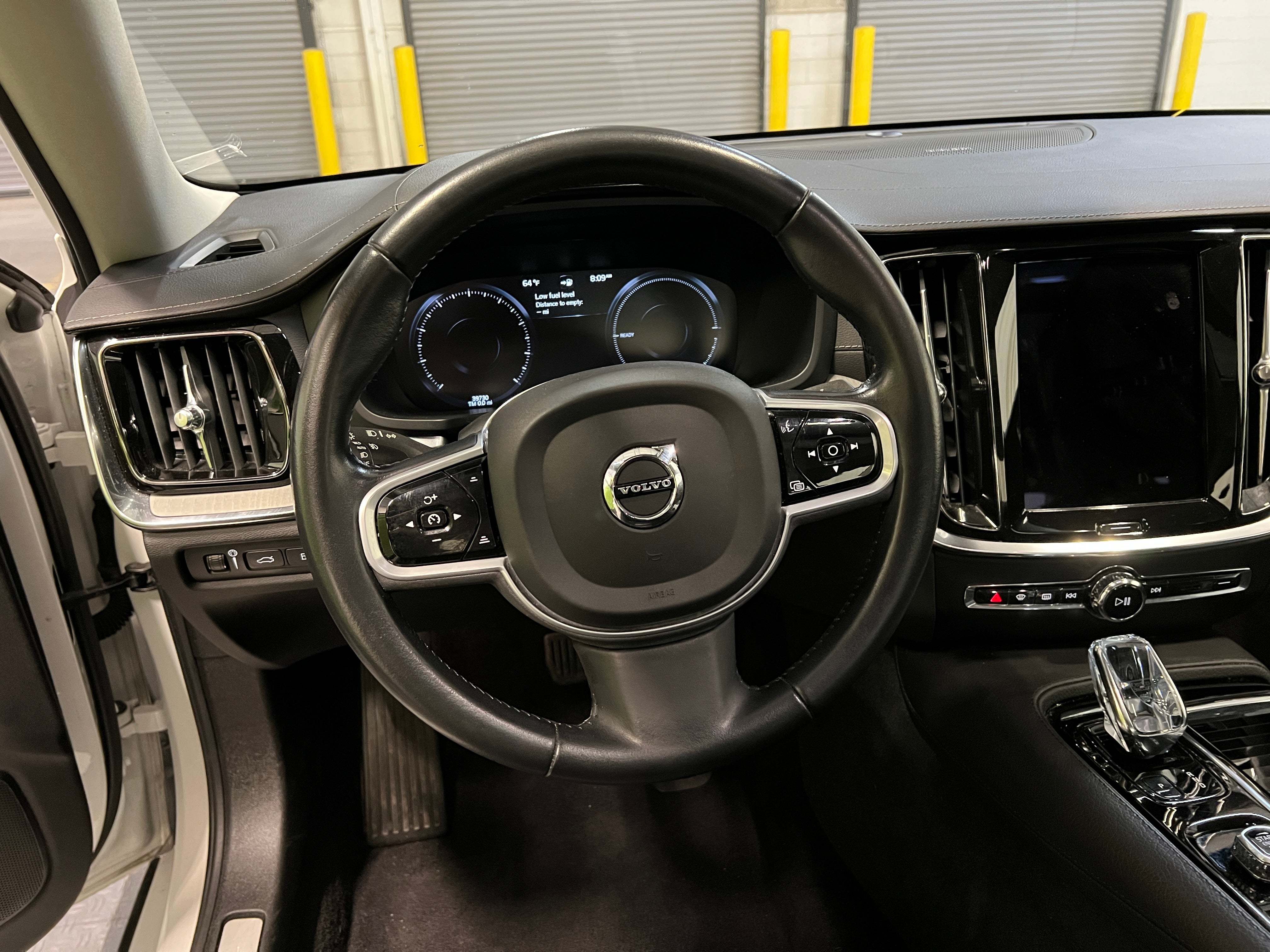 2022 Volvo S60 T8 Inscription 4