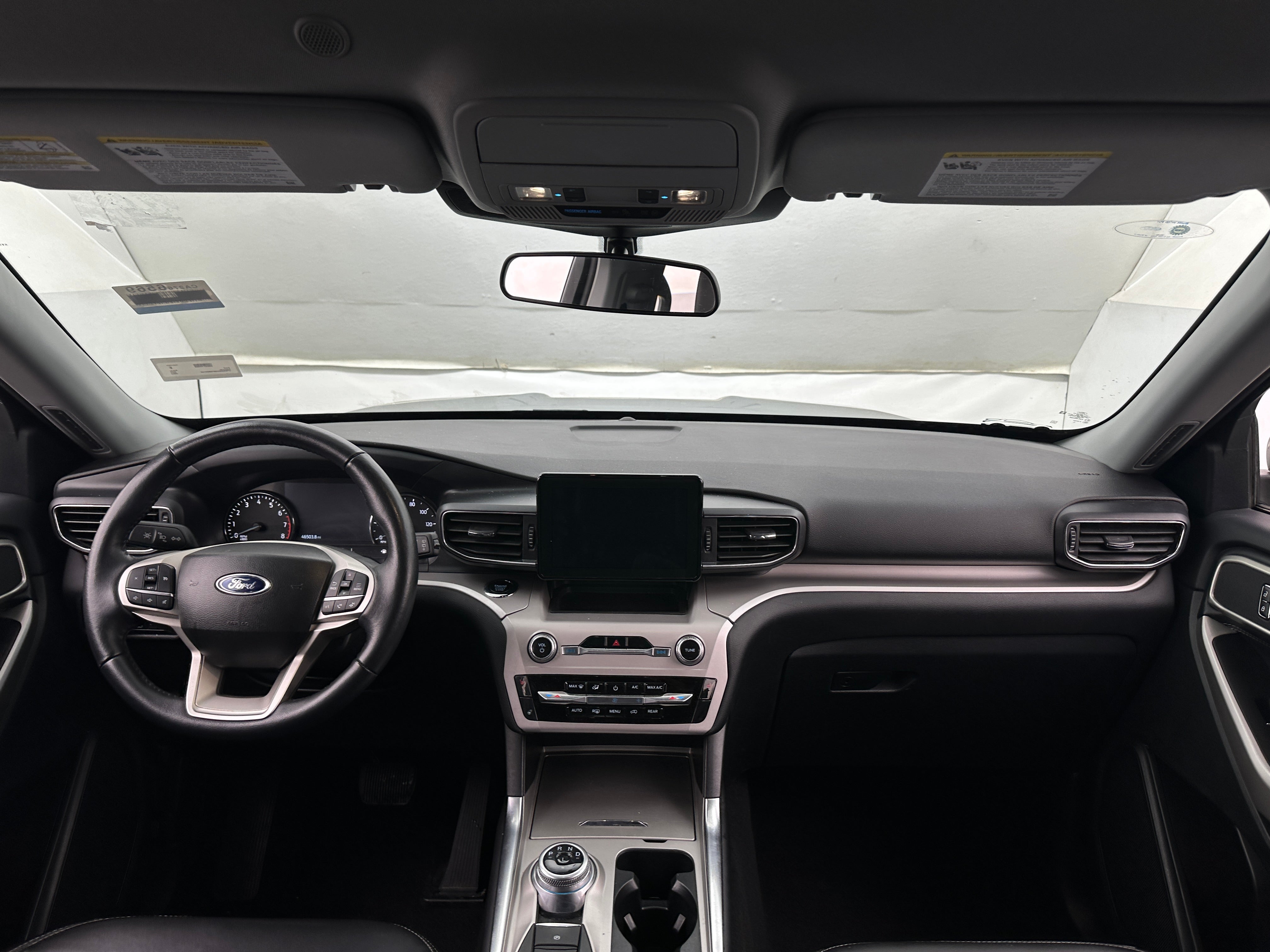 2023 Ford Explorer XLT 2