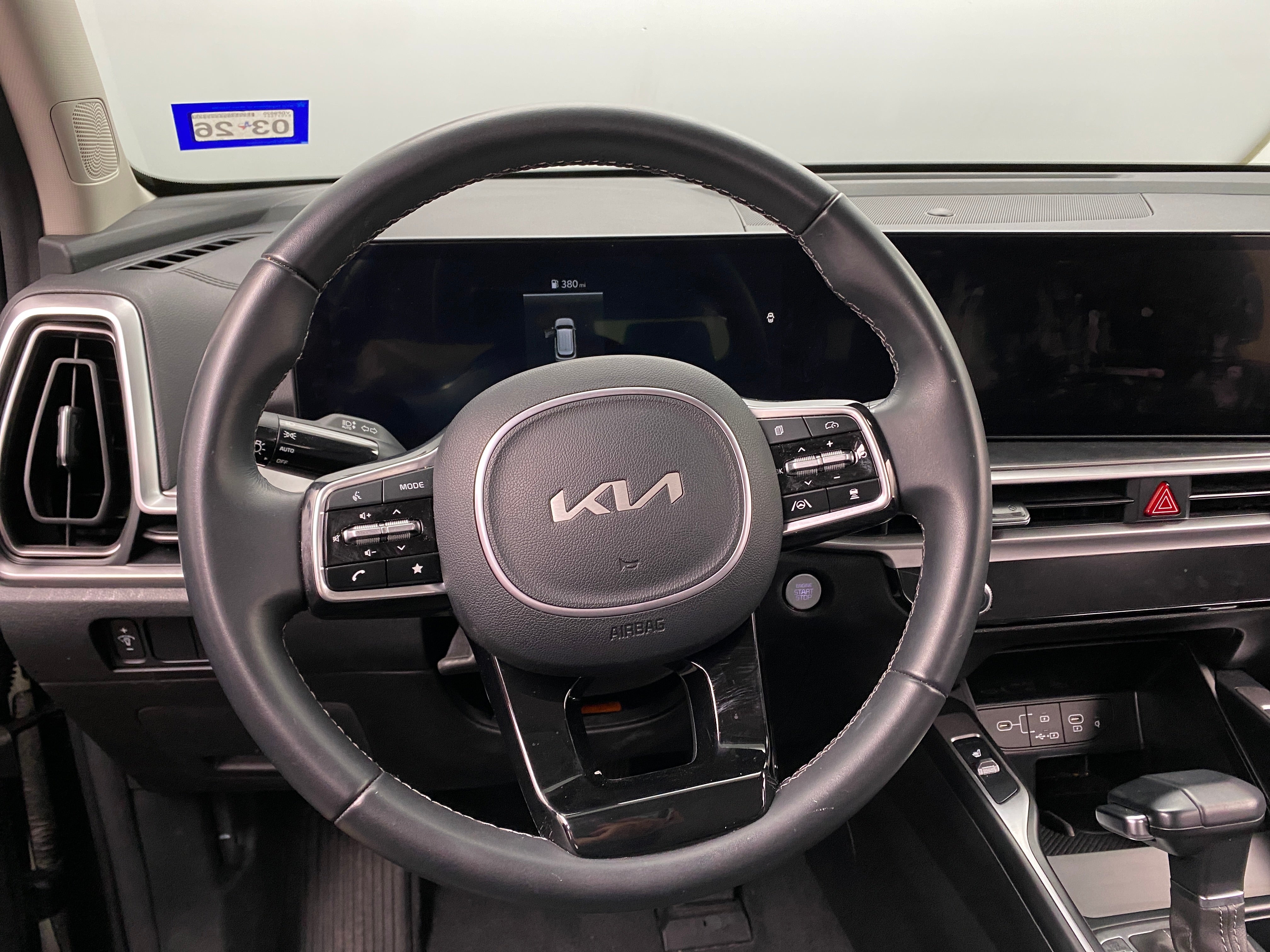 2024 Kia Sorento S 4