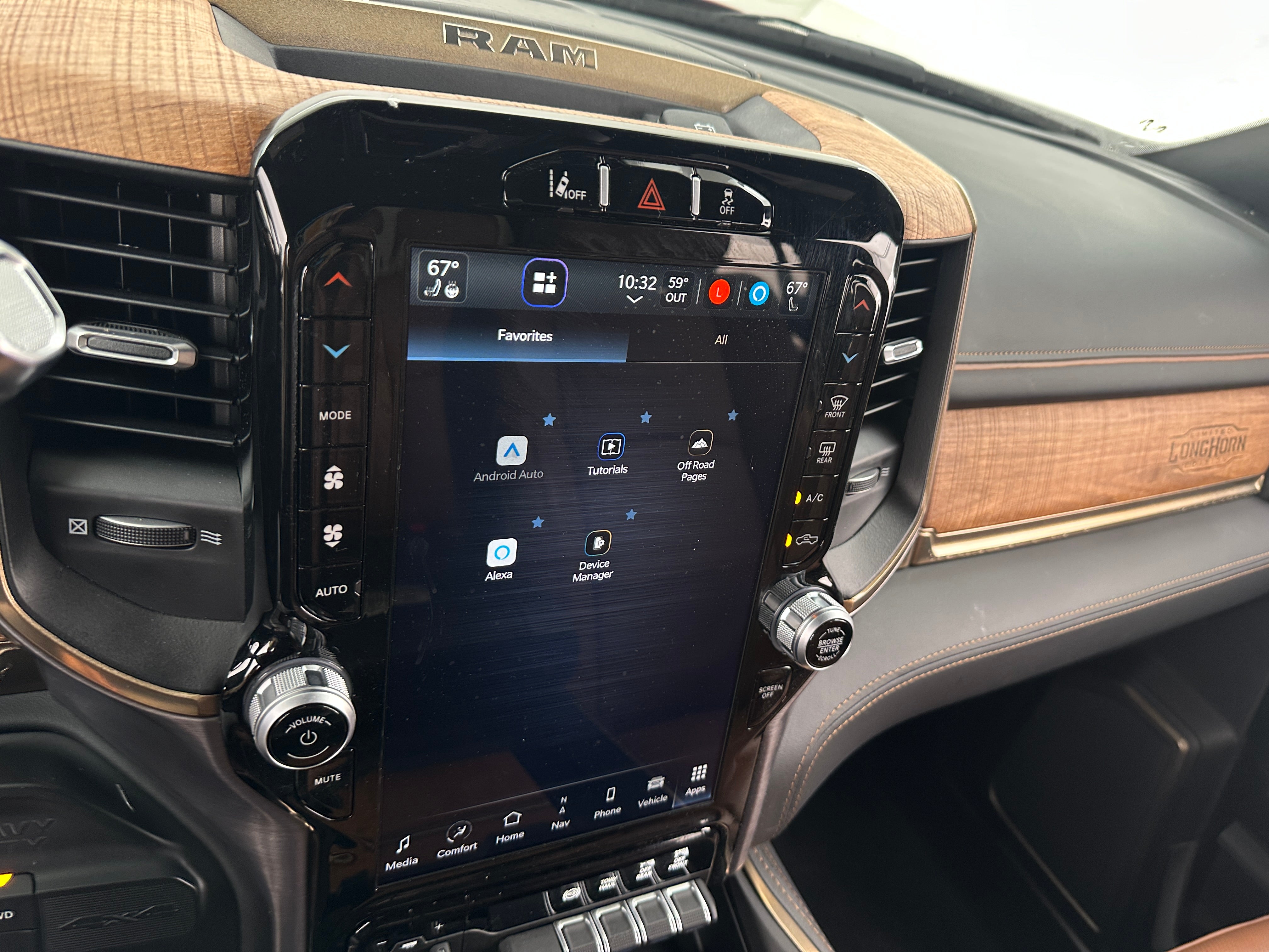 2024 RAM 2500 laramie Longhorn 3