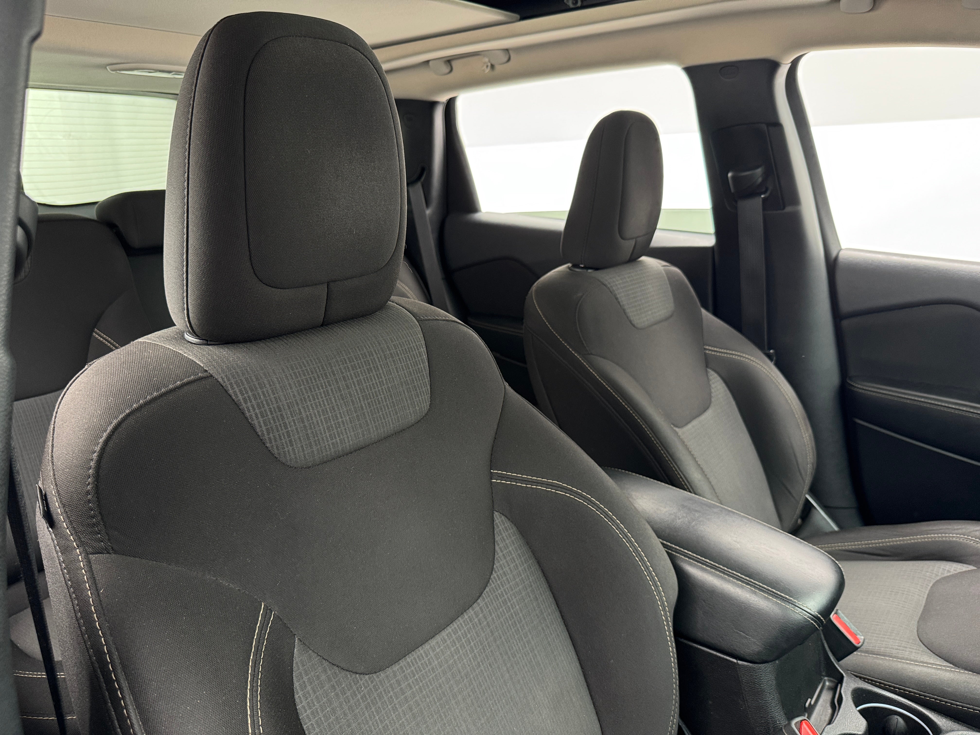 2017 Jeep Cherokee Latitude 2