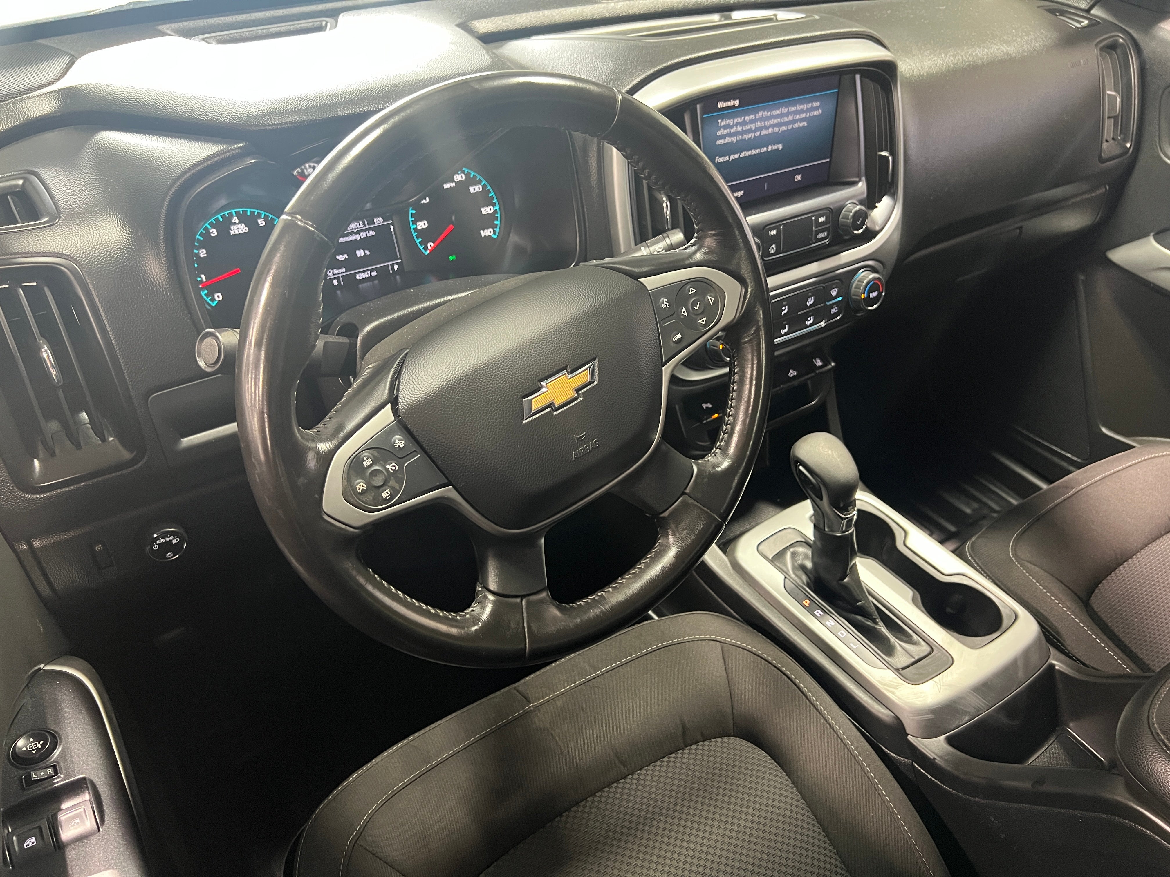 2022 Chevrolet Colorado LT 3