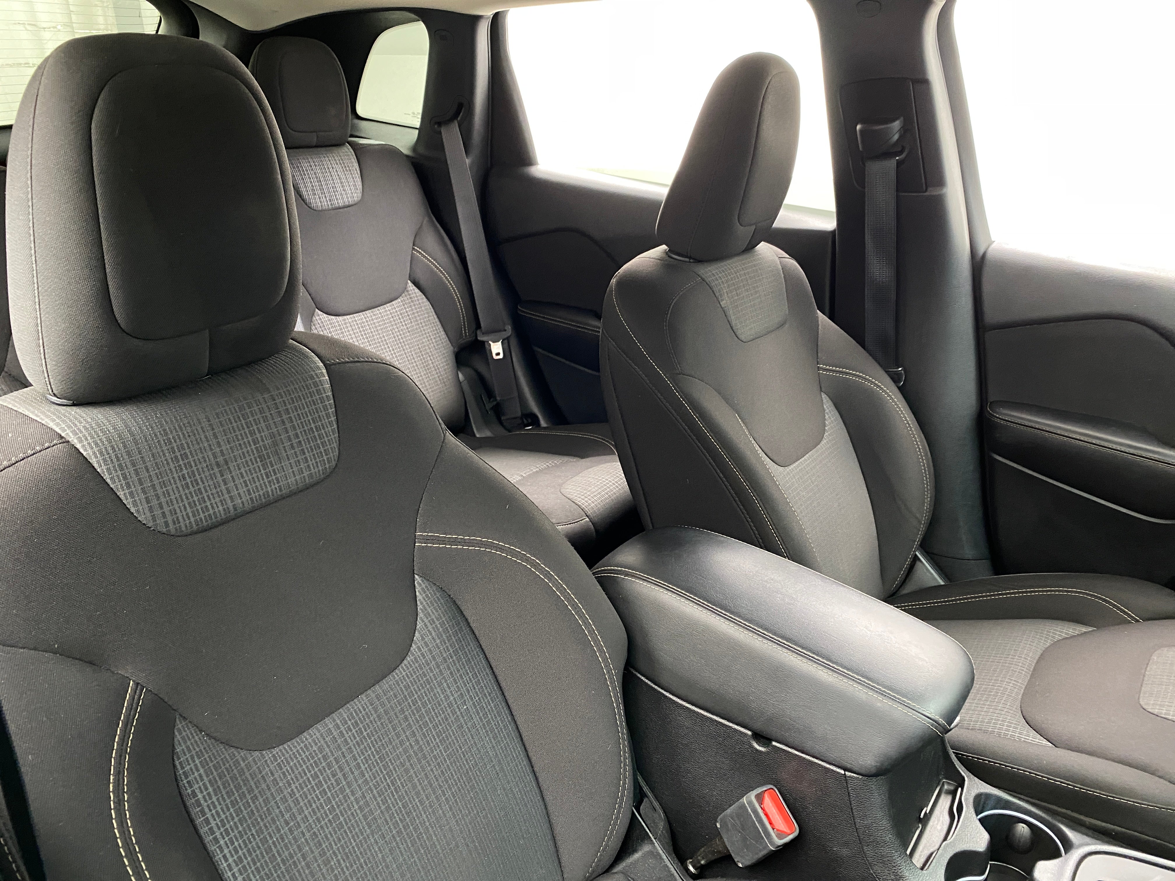 2017 Jeep Cherokee Latitude 2