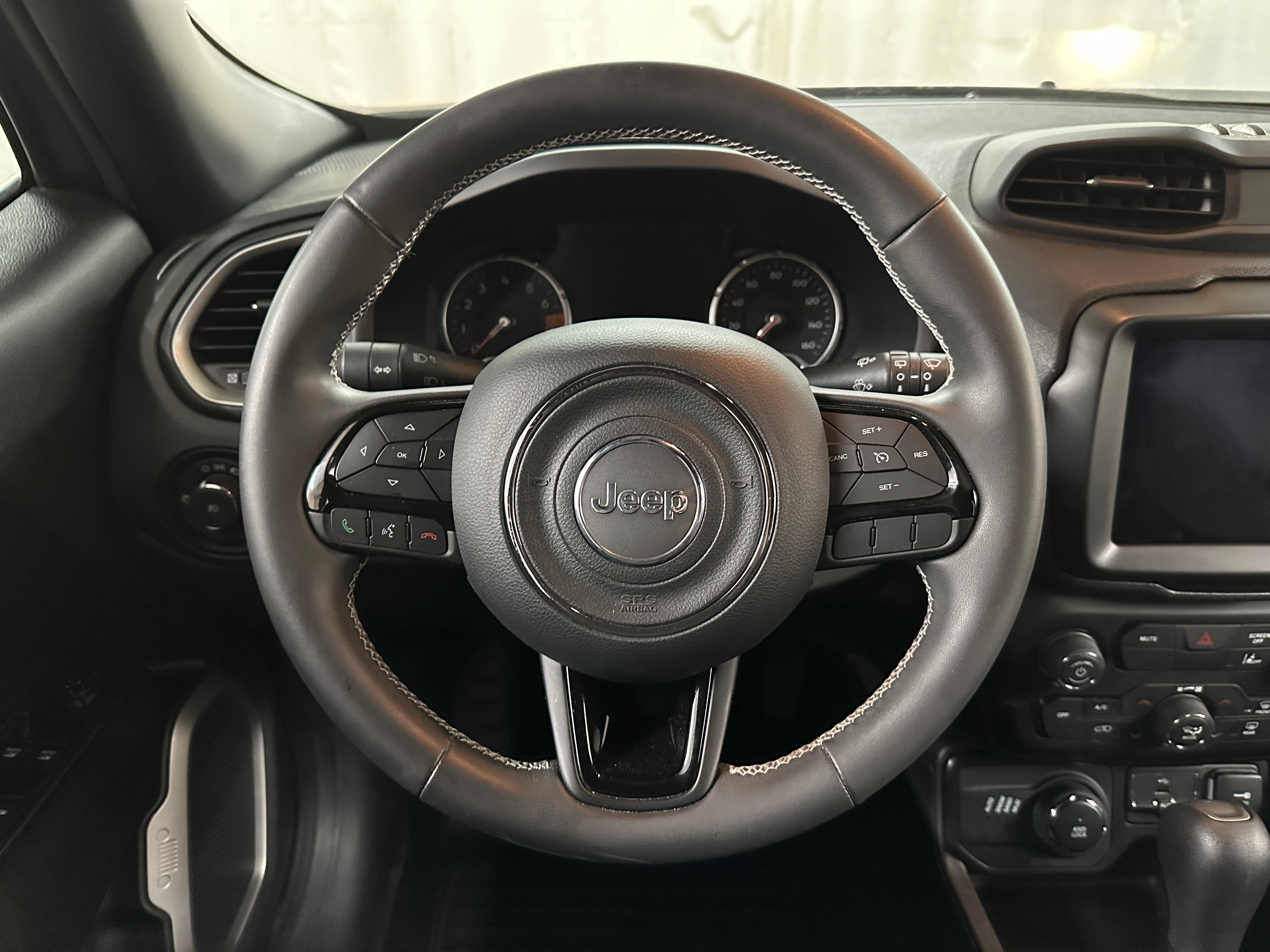 2021 Jeep Renegade 80th Anniversary 5