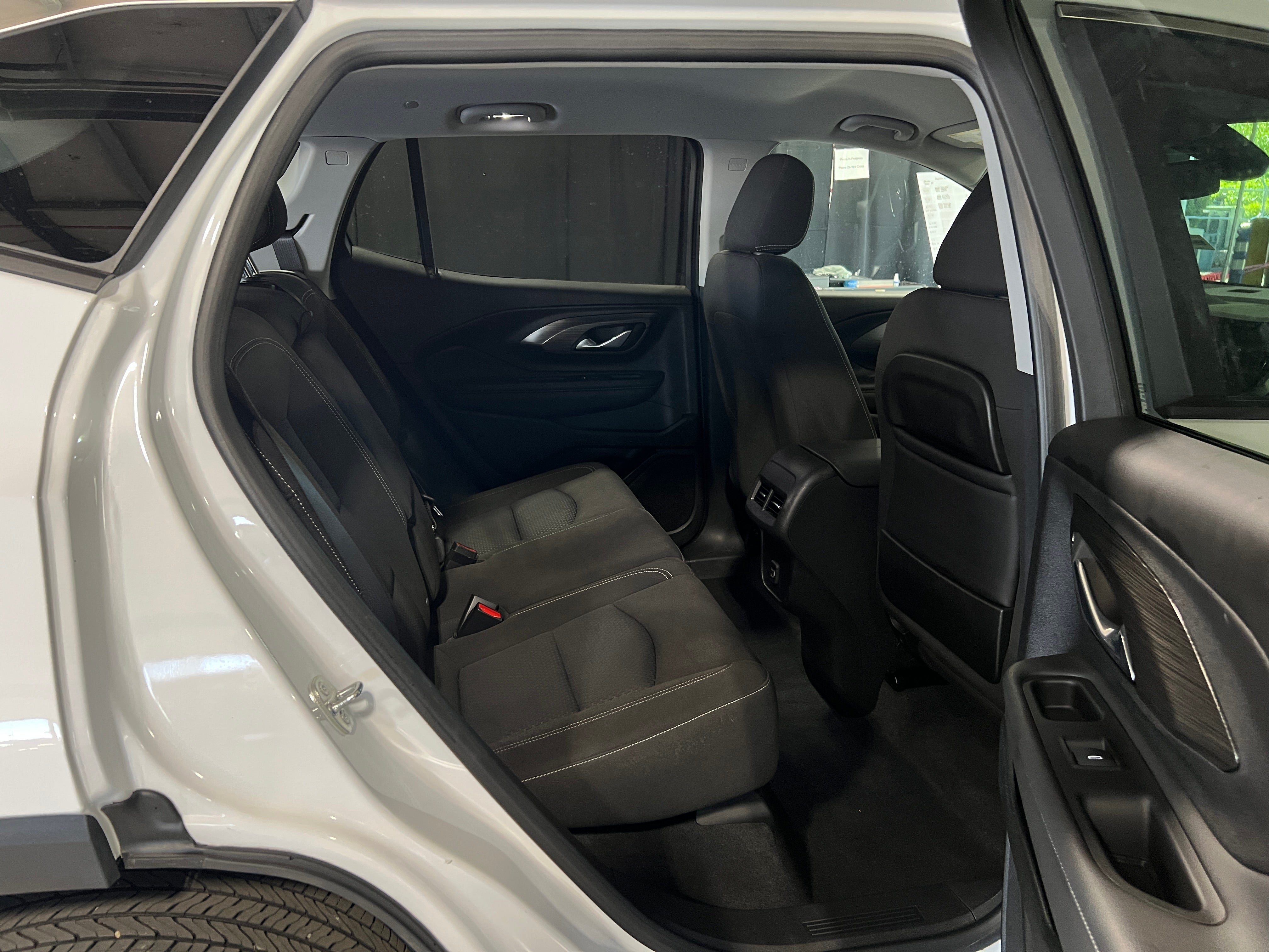 2023 GMC Terrain SLE 6