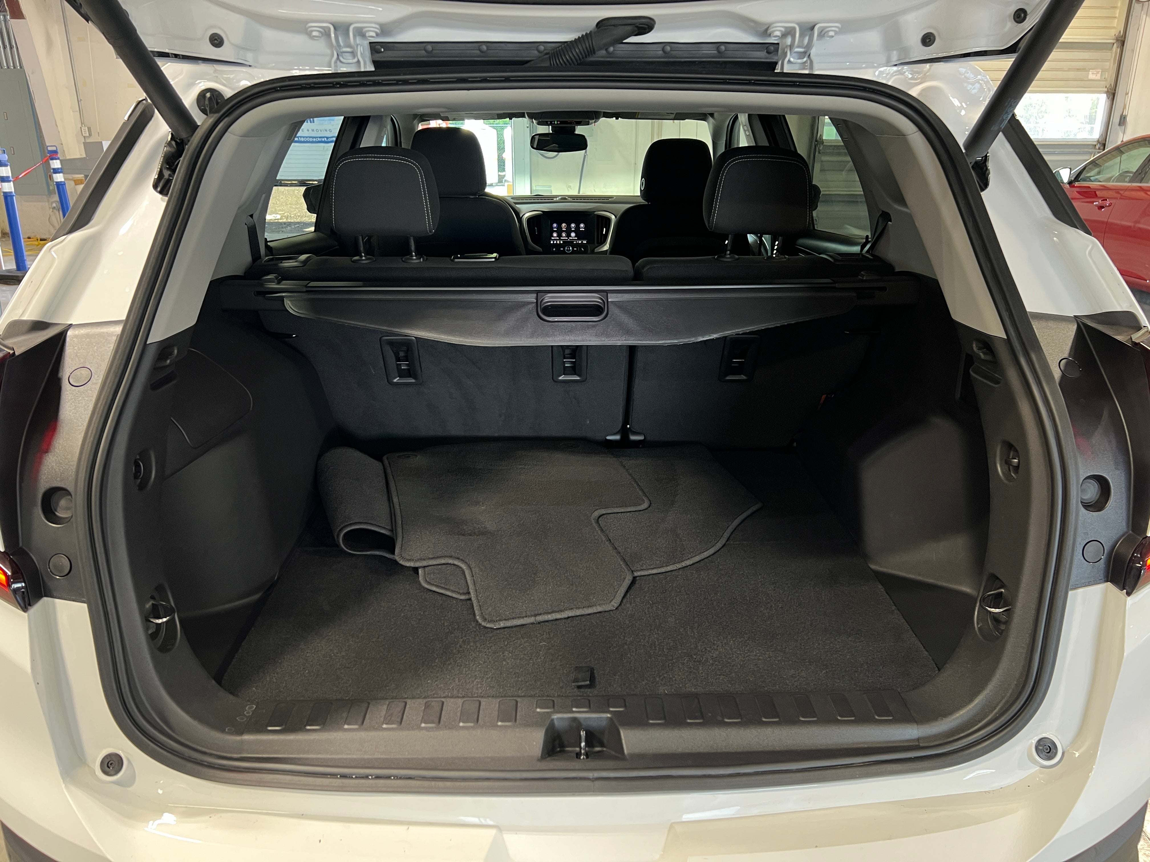 2023 GMC Terrain SLE 7