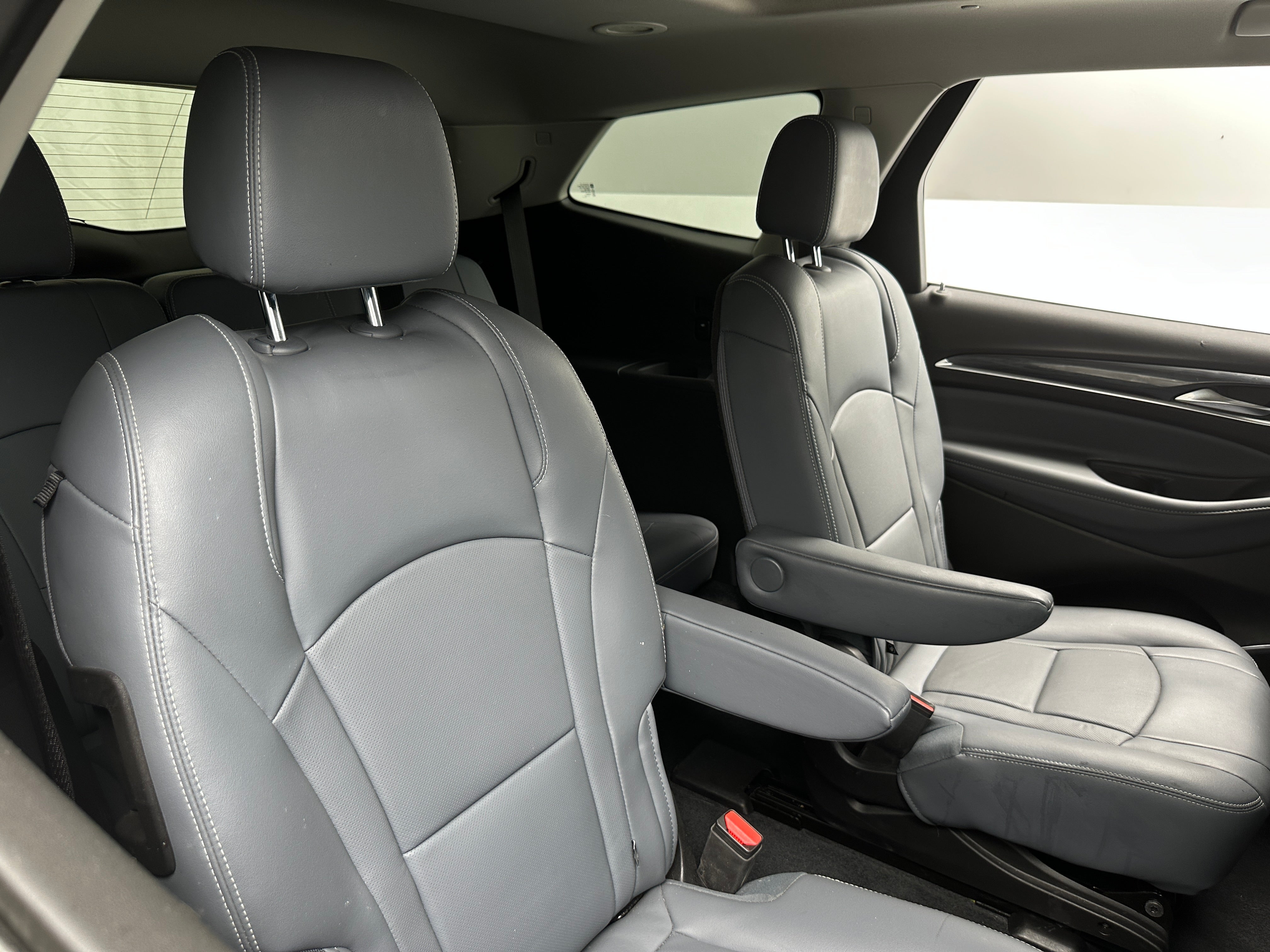 2021 Buick Enclave Essence 5