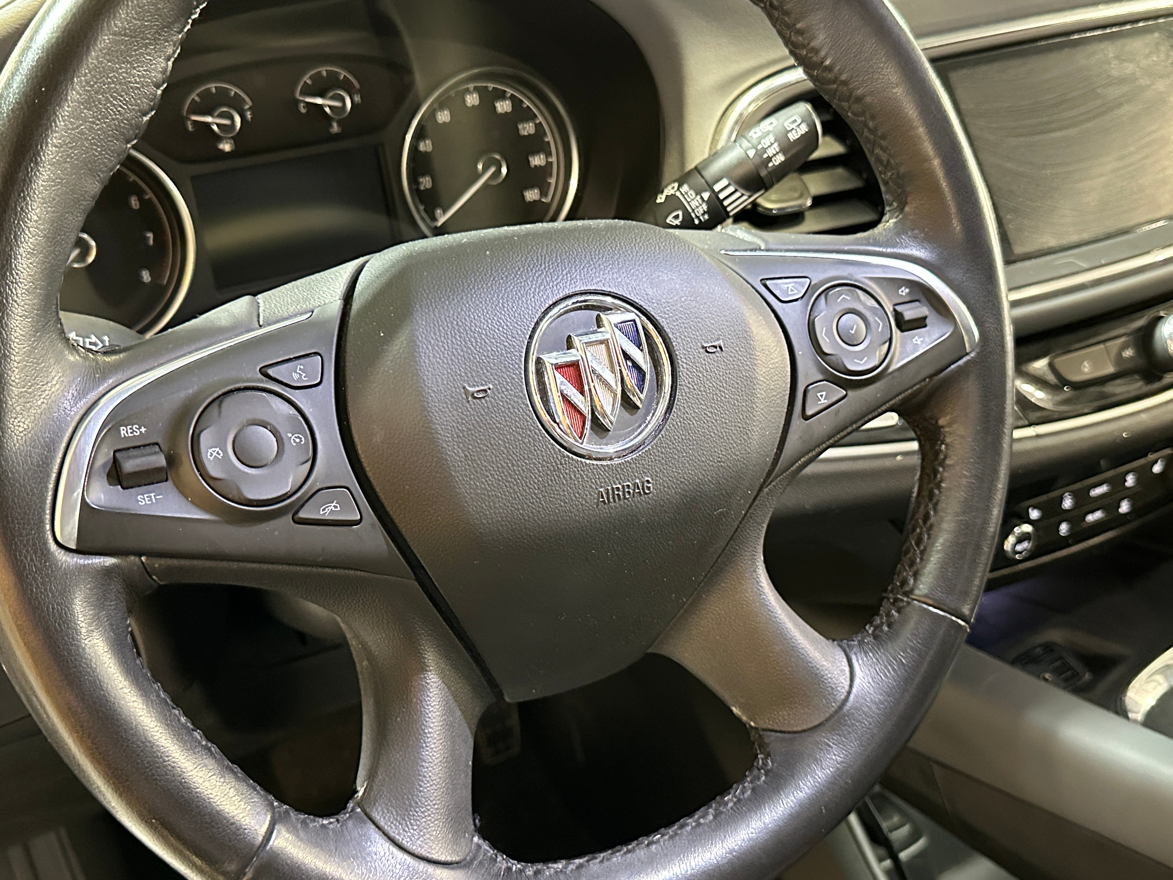2021 Buick Enclave Essence 4
