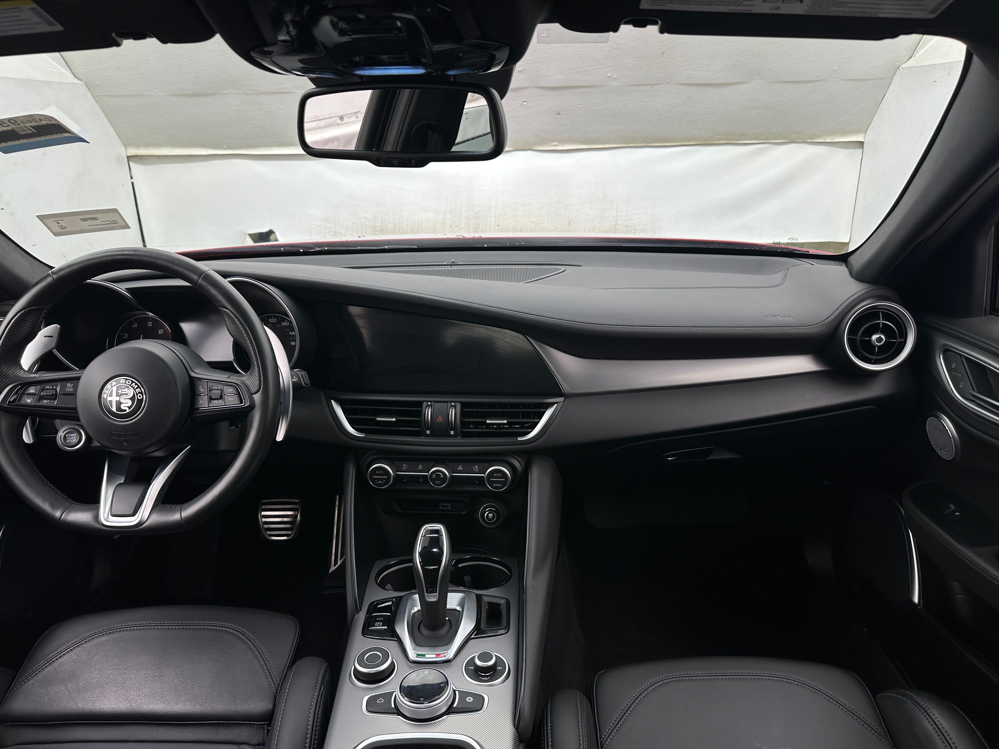 2023 Alfa Romeo Giulia Veloce 2