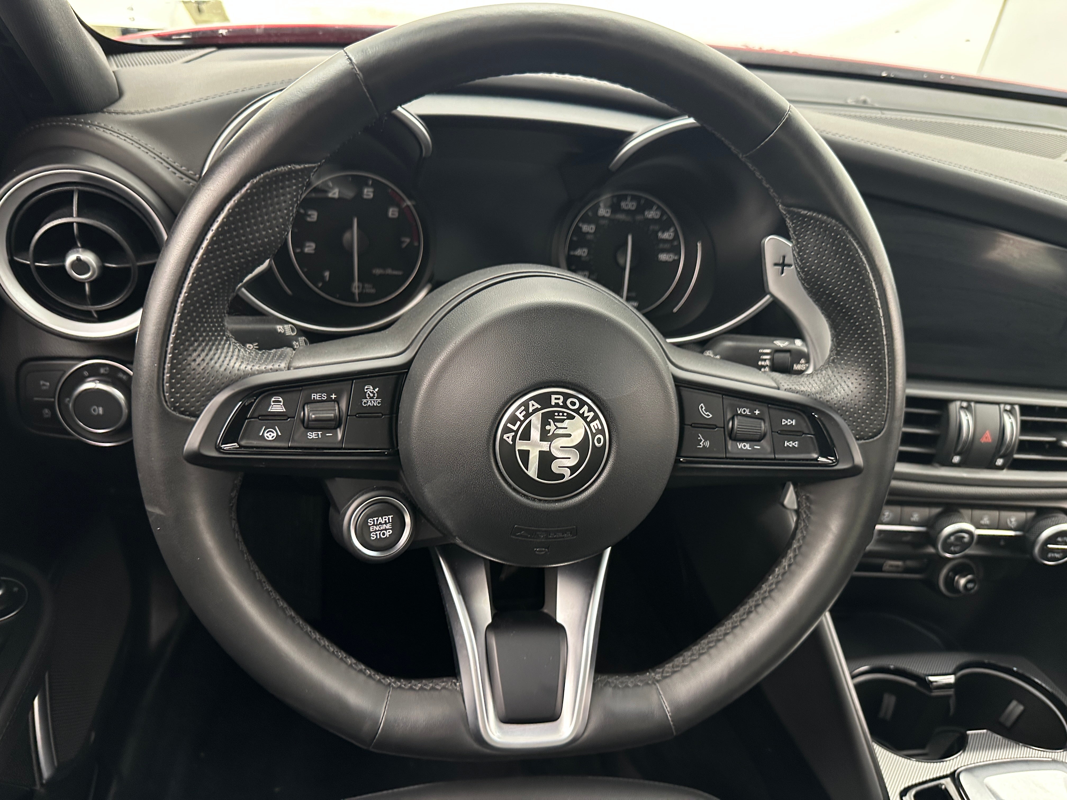 2023 Alfa Romeo Giulia Veloce 4