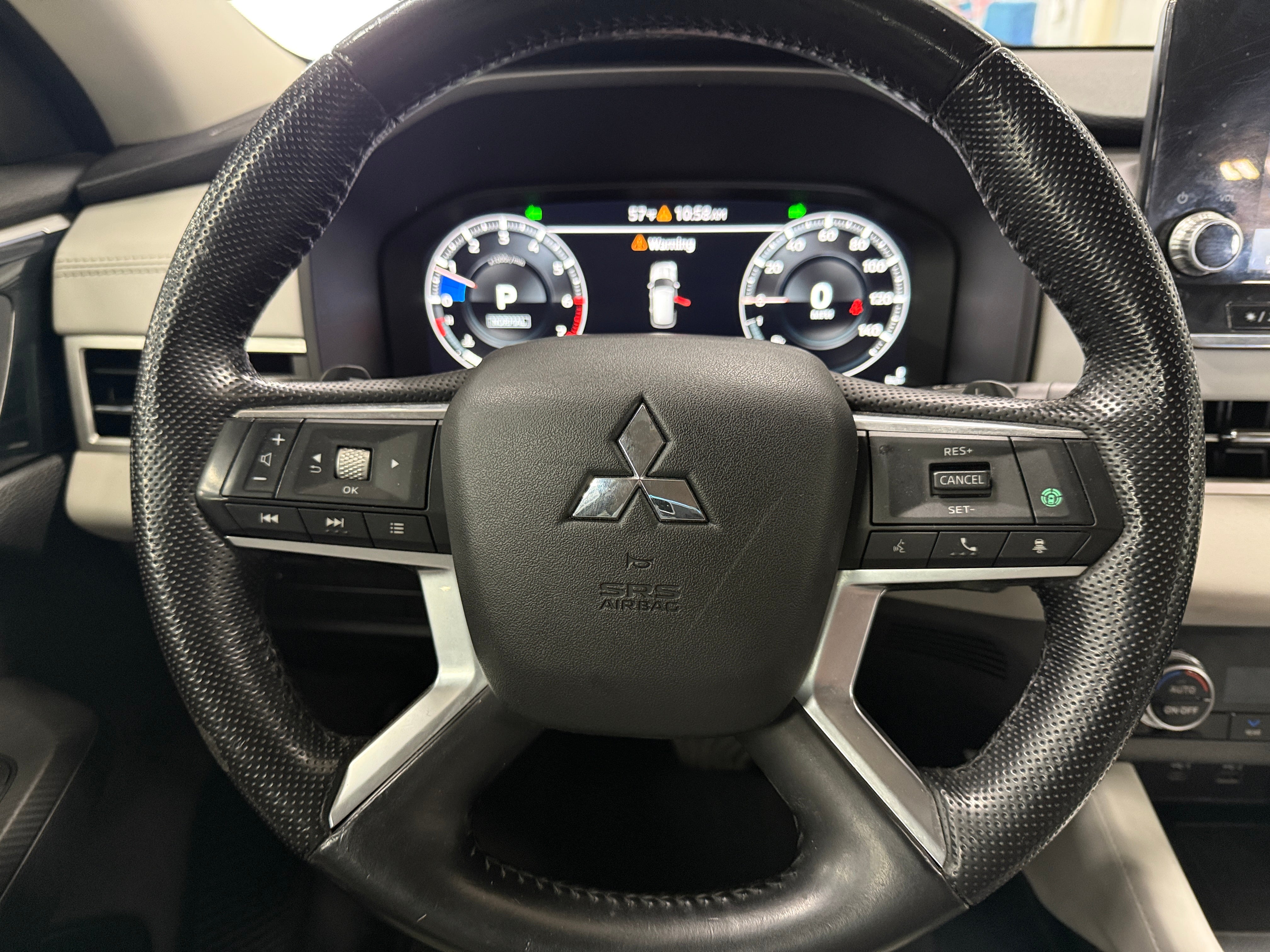 2022 Mitsubishi Outlander SEL 4