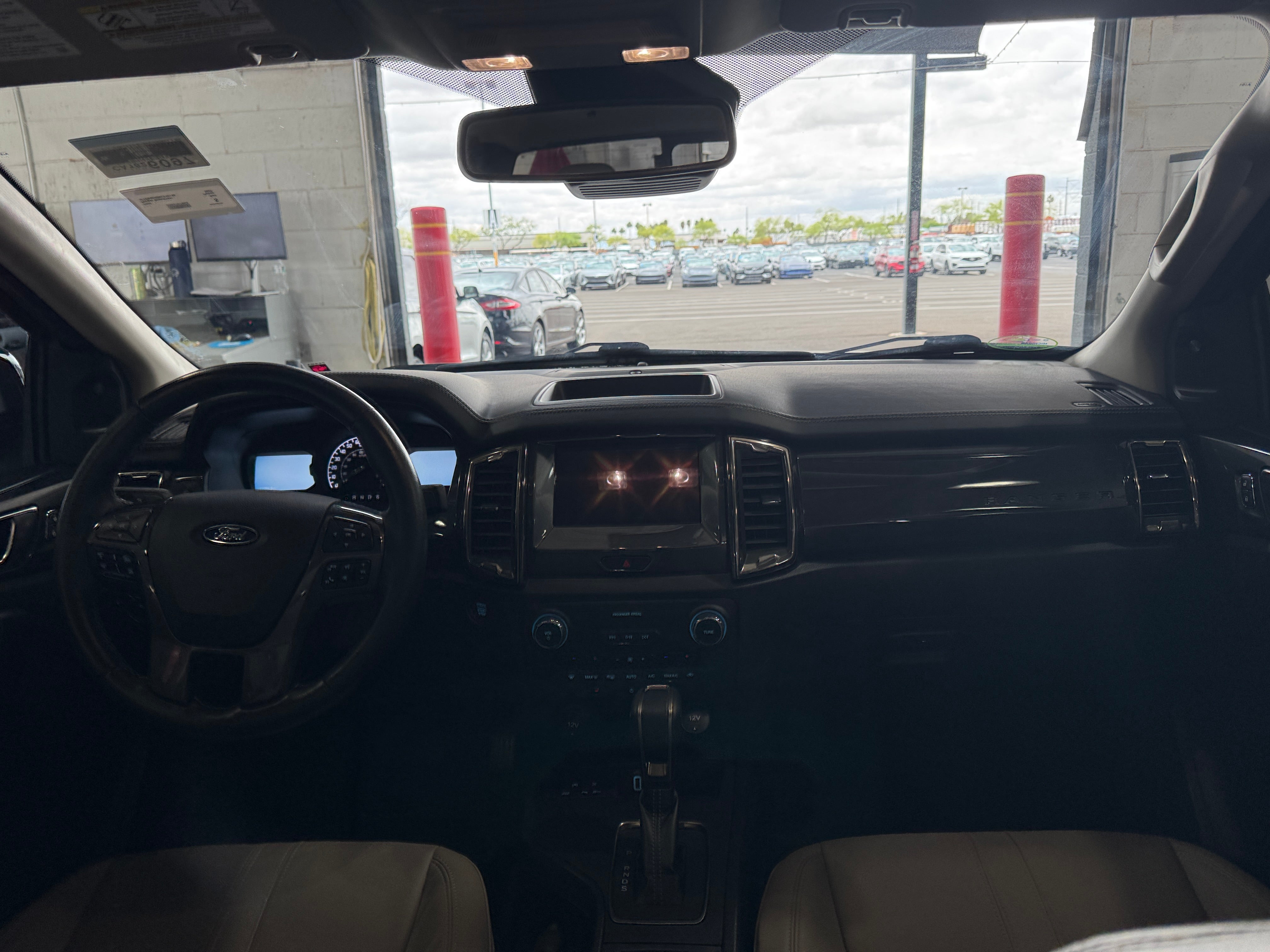 2022 Ford Ranger Lariat 2