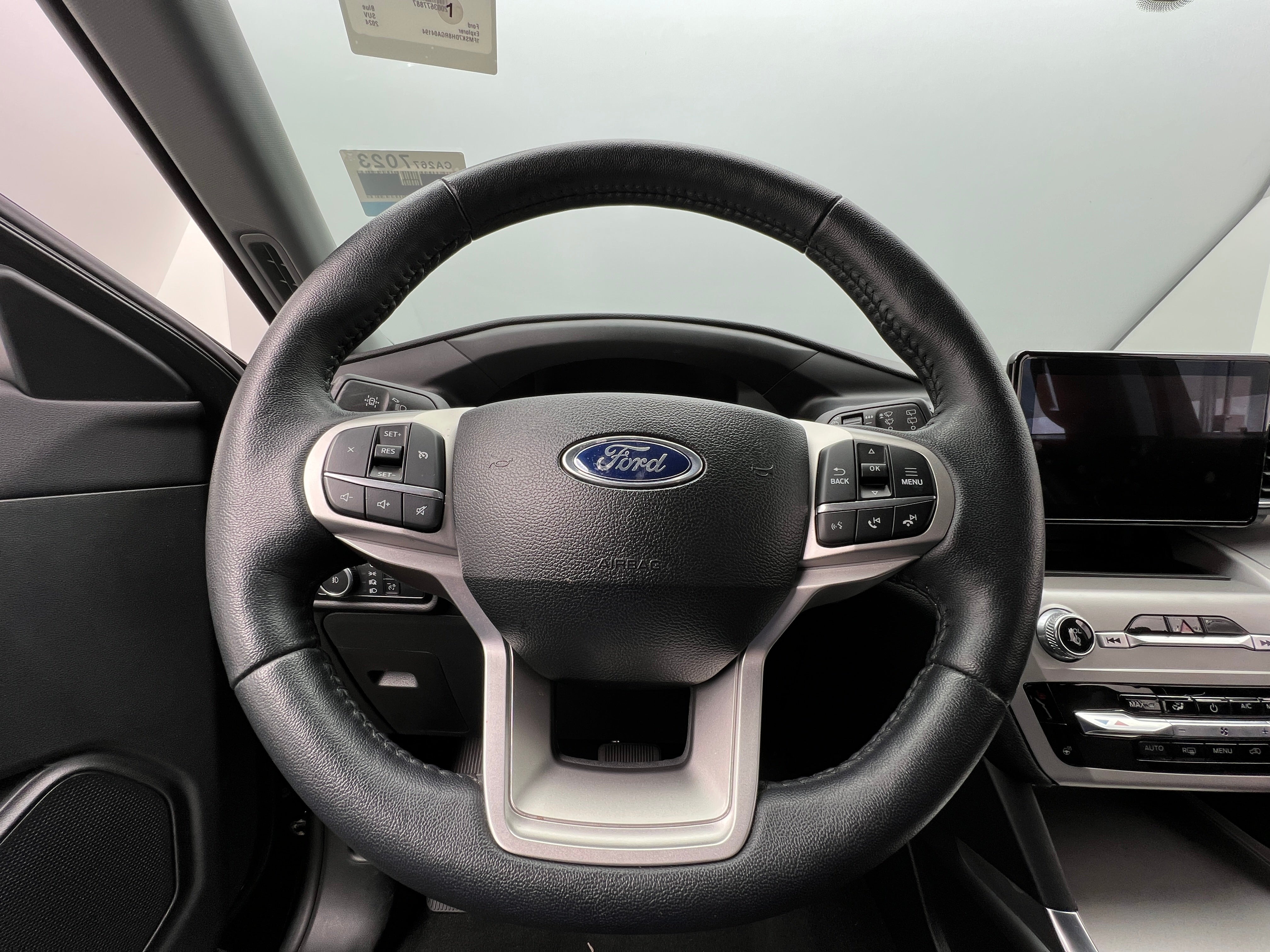 2024 Ford Explorer XLT 5