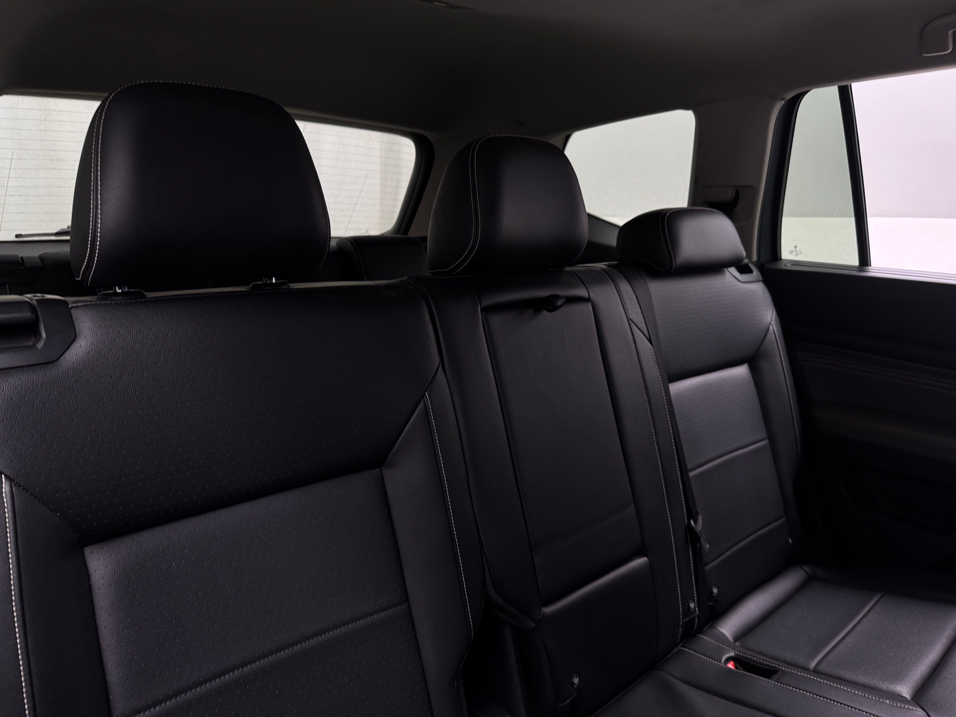2022 Volkswagen Atlas SEL 5