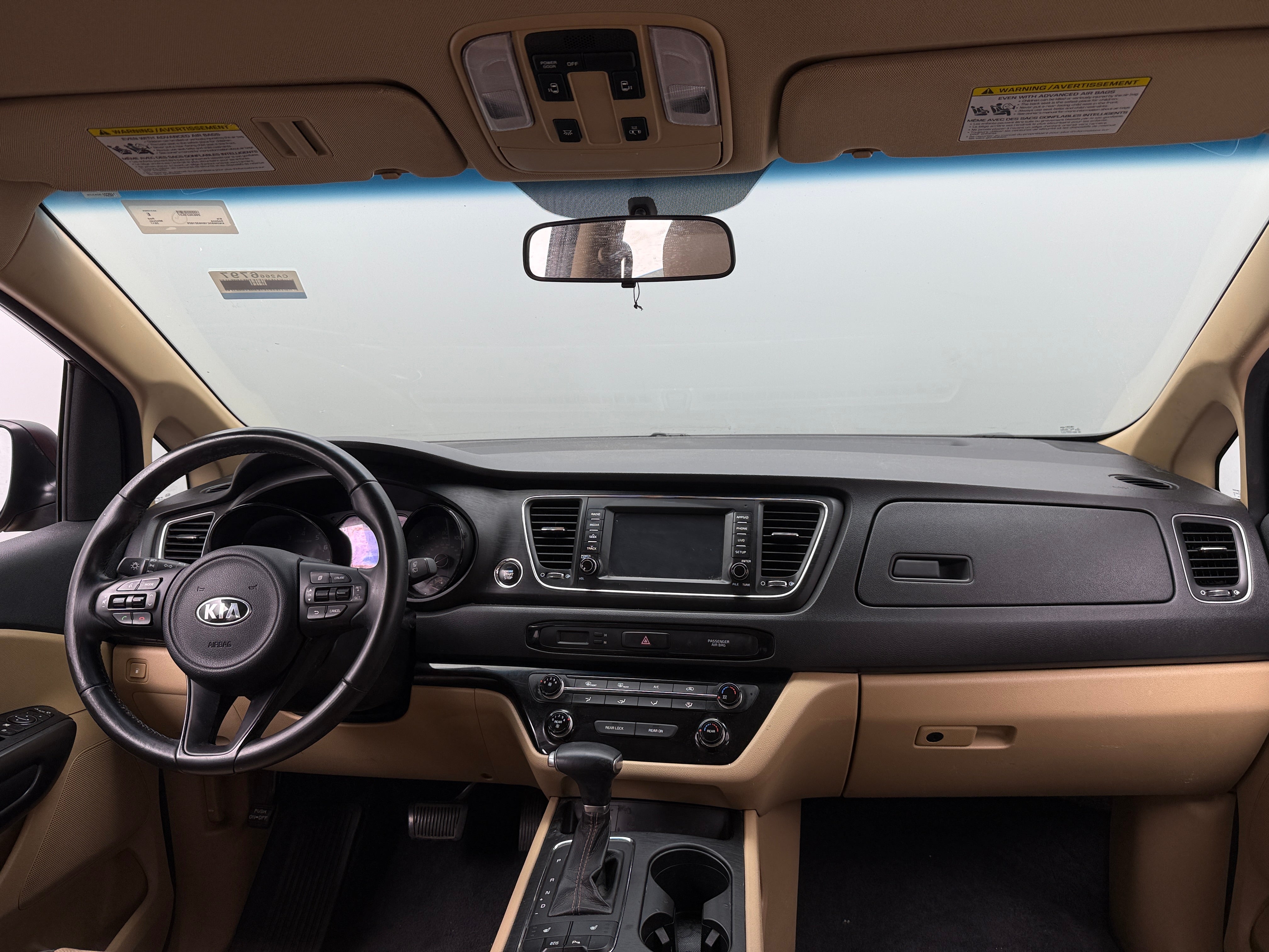 2017 Kia Sedona LX 2