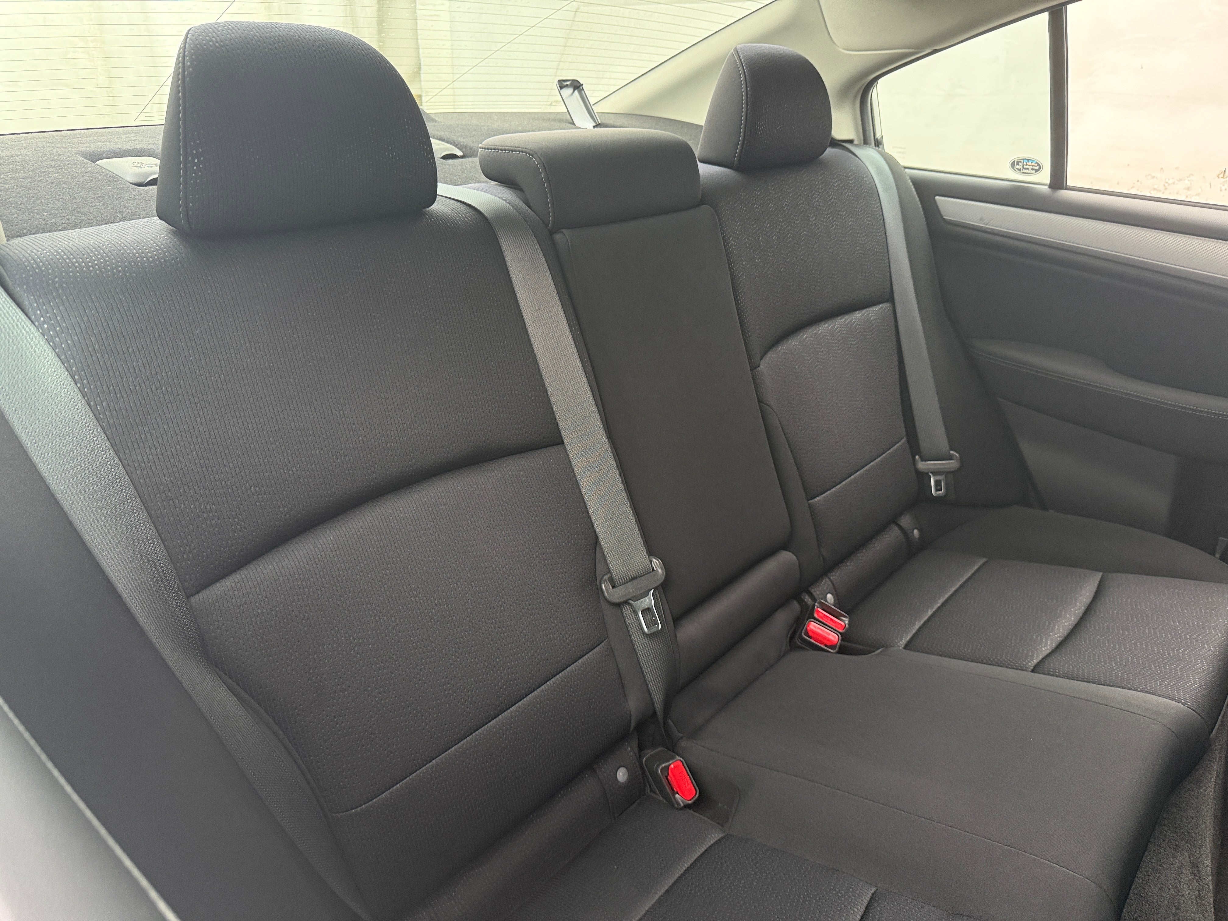 2015 Subaru Legacy 2.5i 6