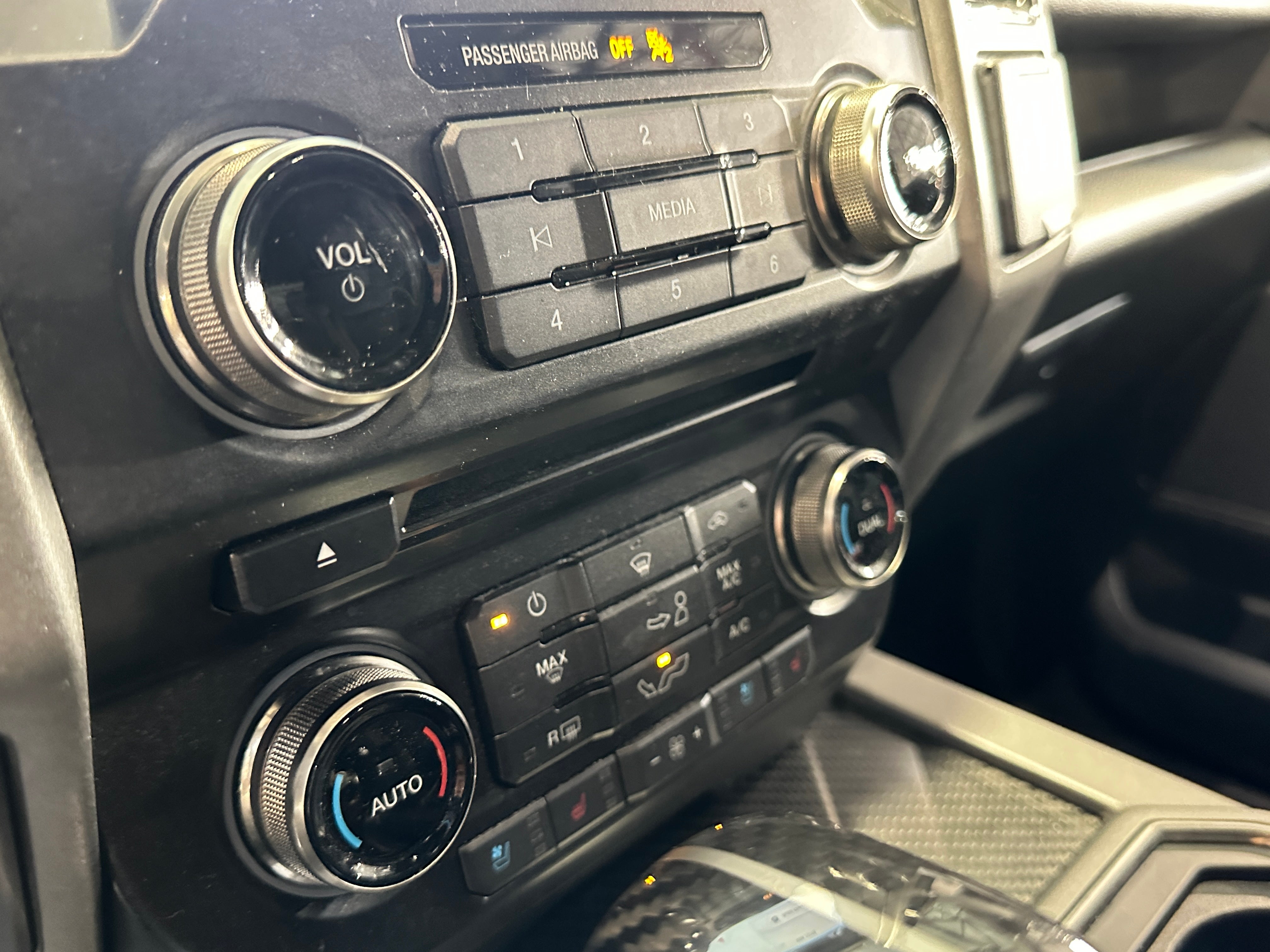 2018 Ford Econoline E-150 3