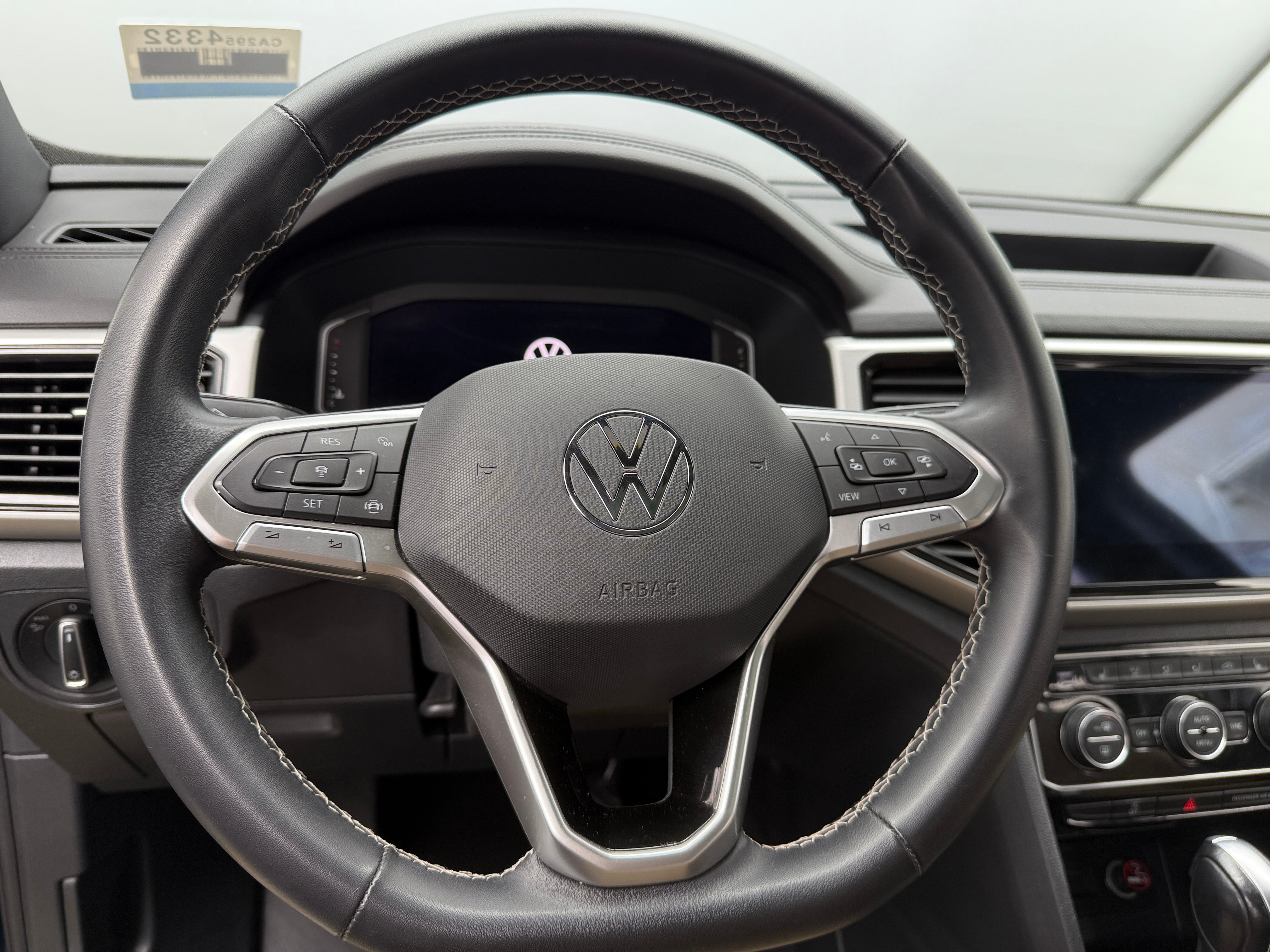 2022 Volkswagen Atlas SE 4