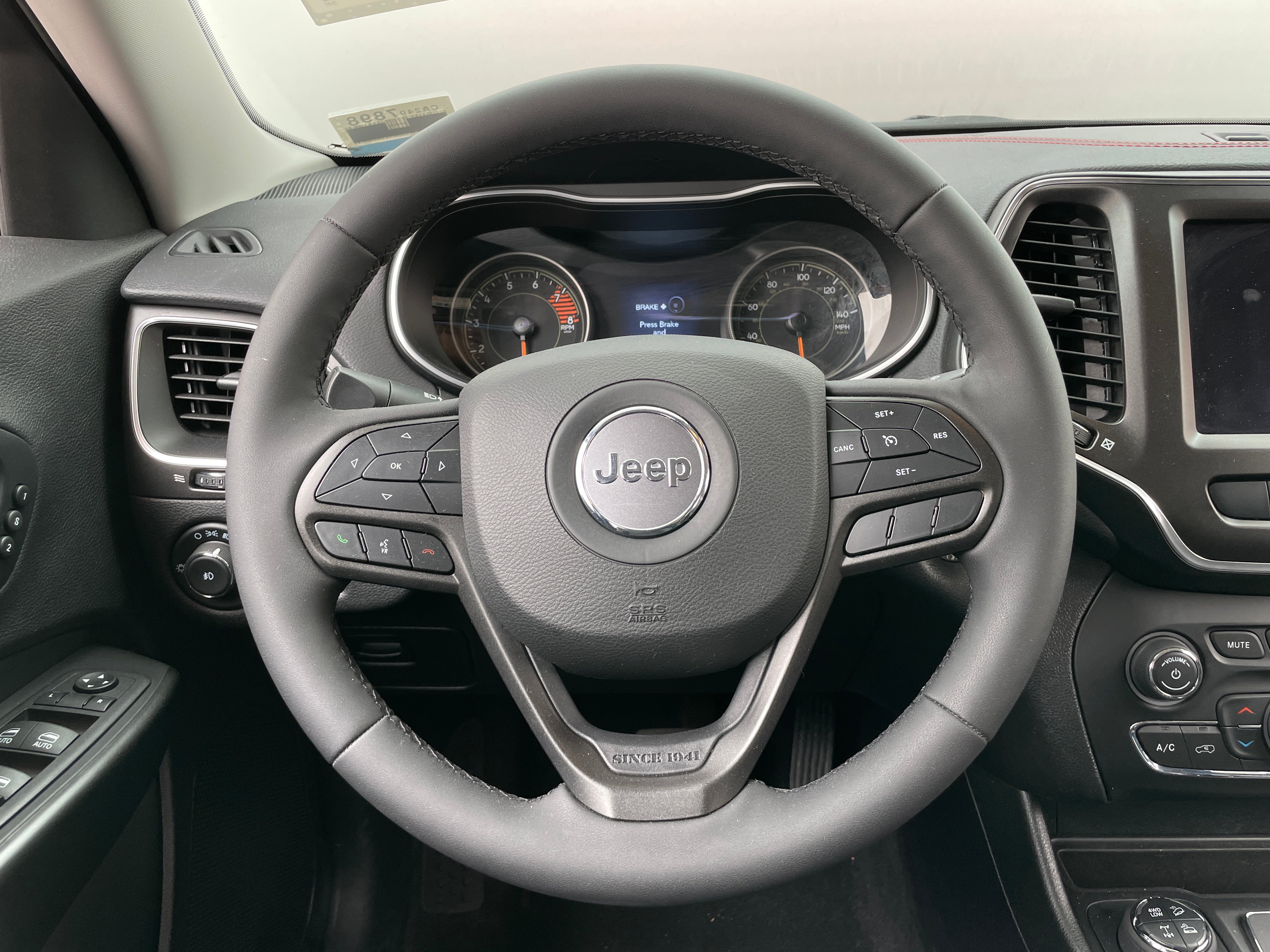 2021 Jeep Cherokee Trailhawk 4