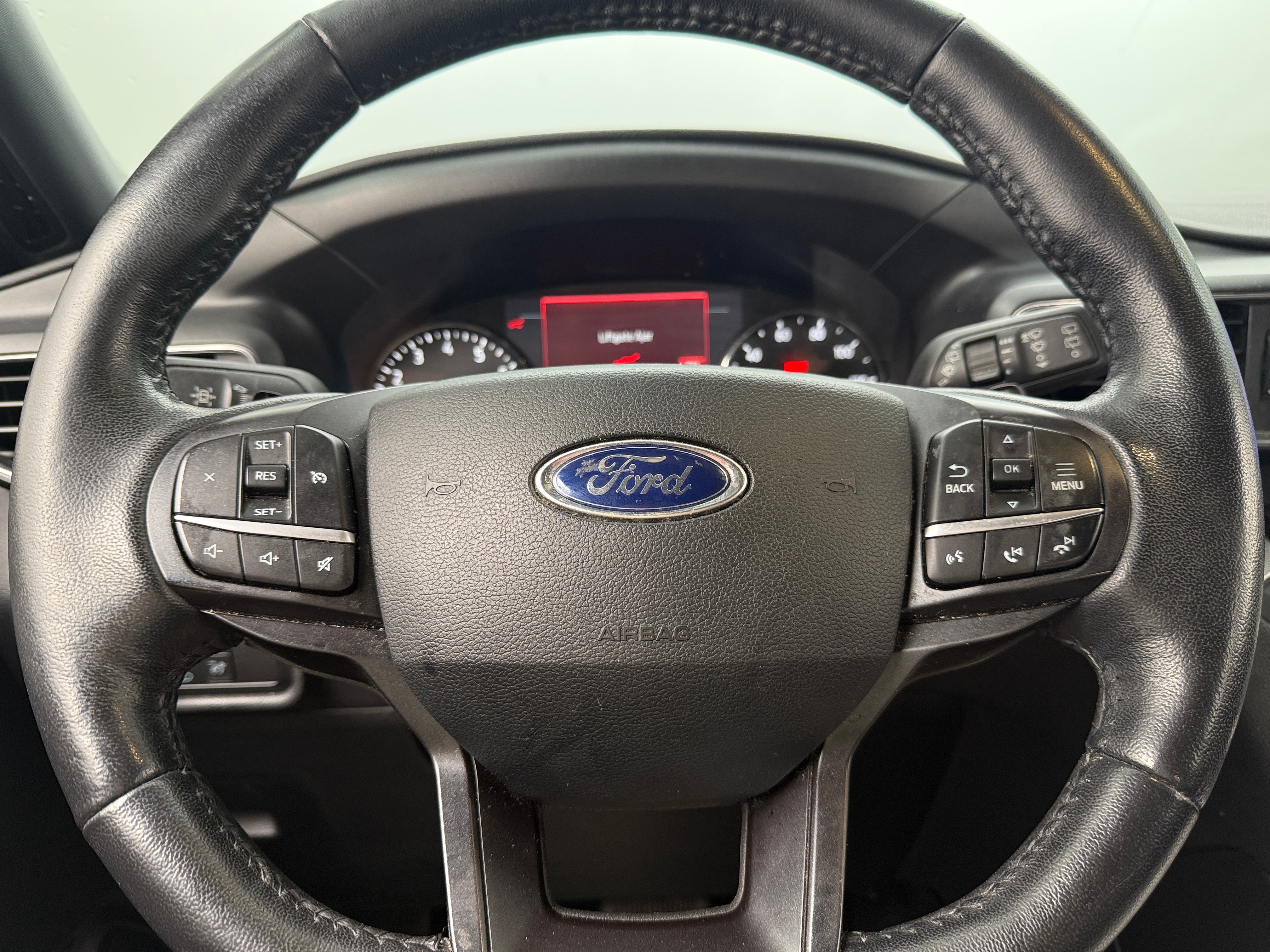 2020 Ford Explorer XLT 5