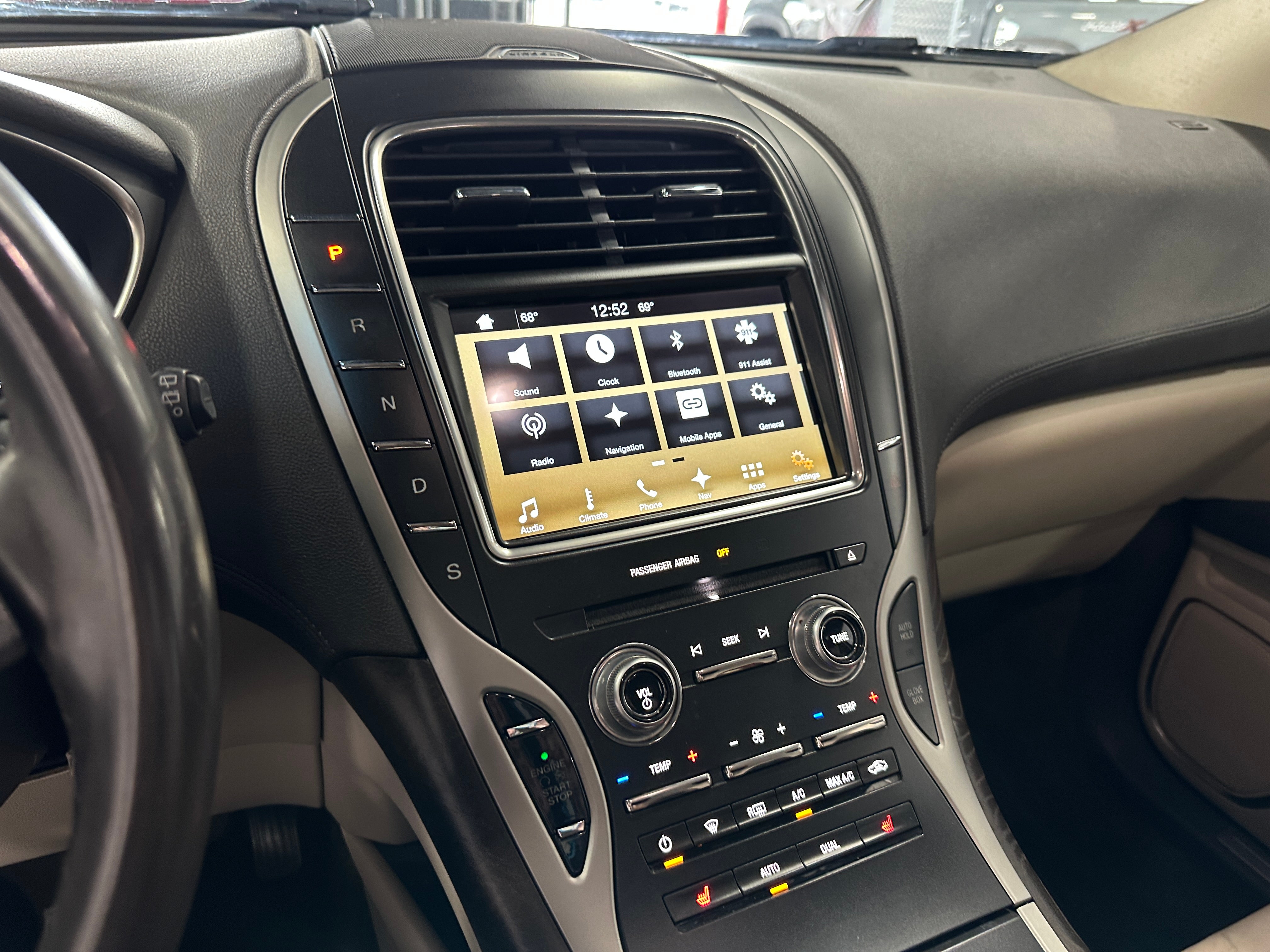 2016 Lincoln MKX Select 3