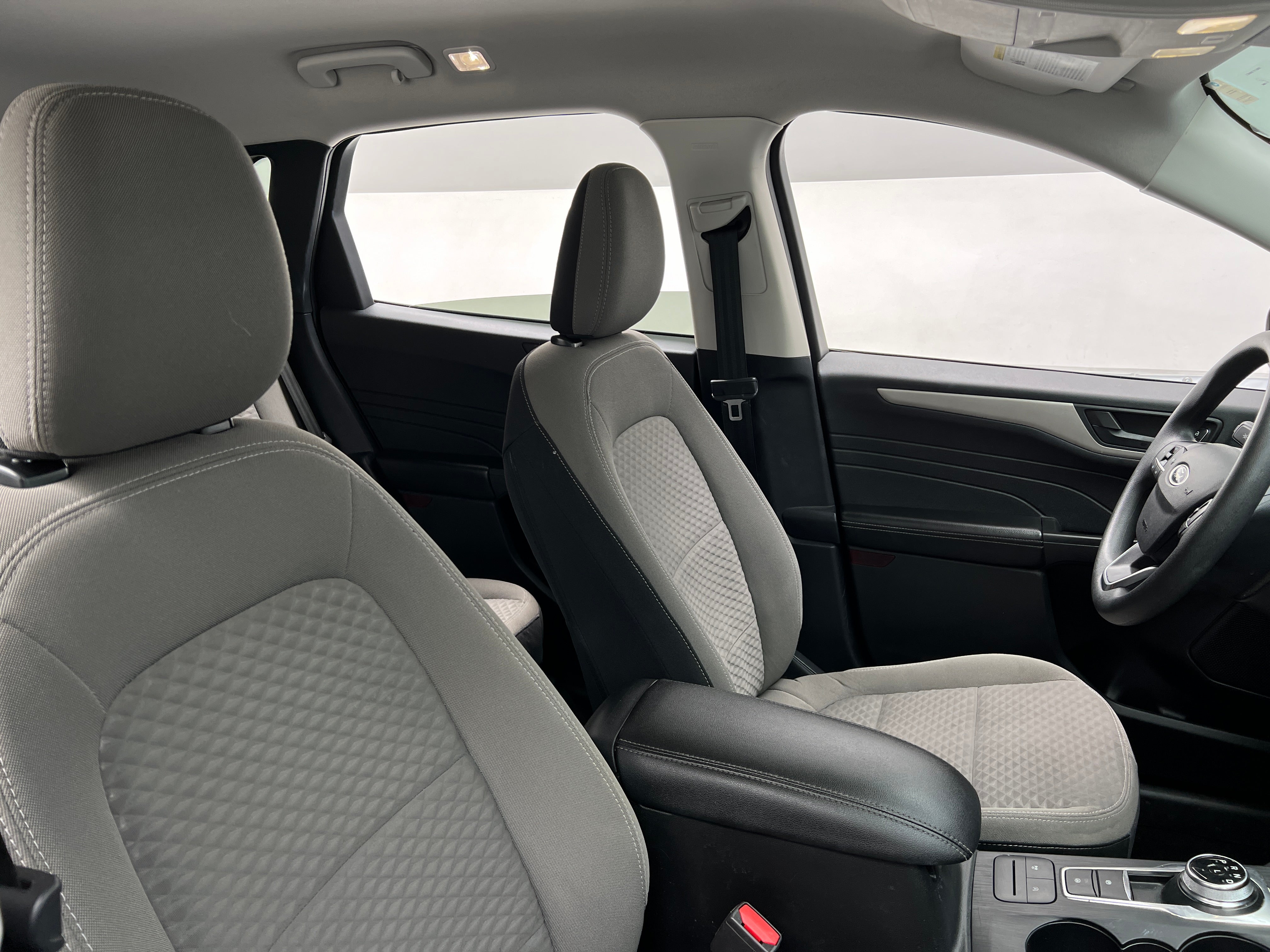 2022 Ford Escape SE 2
