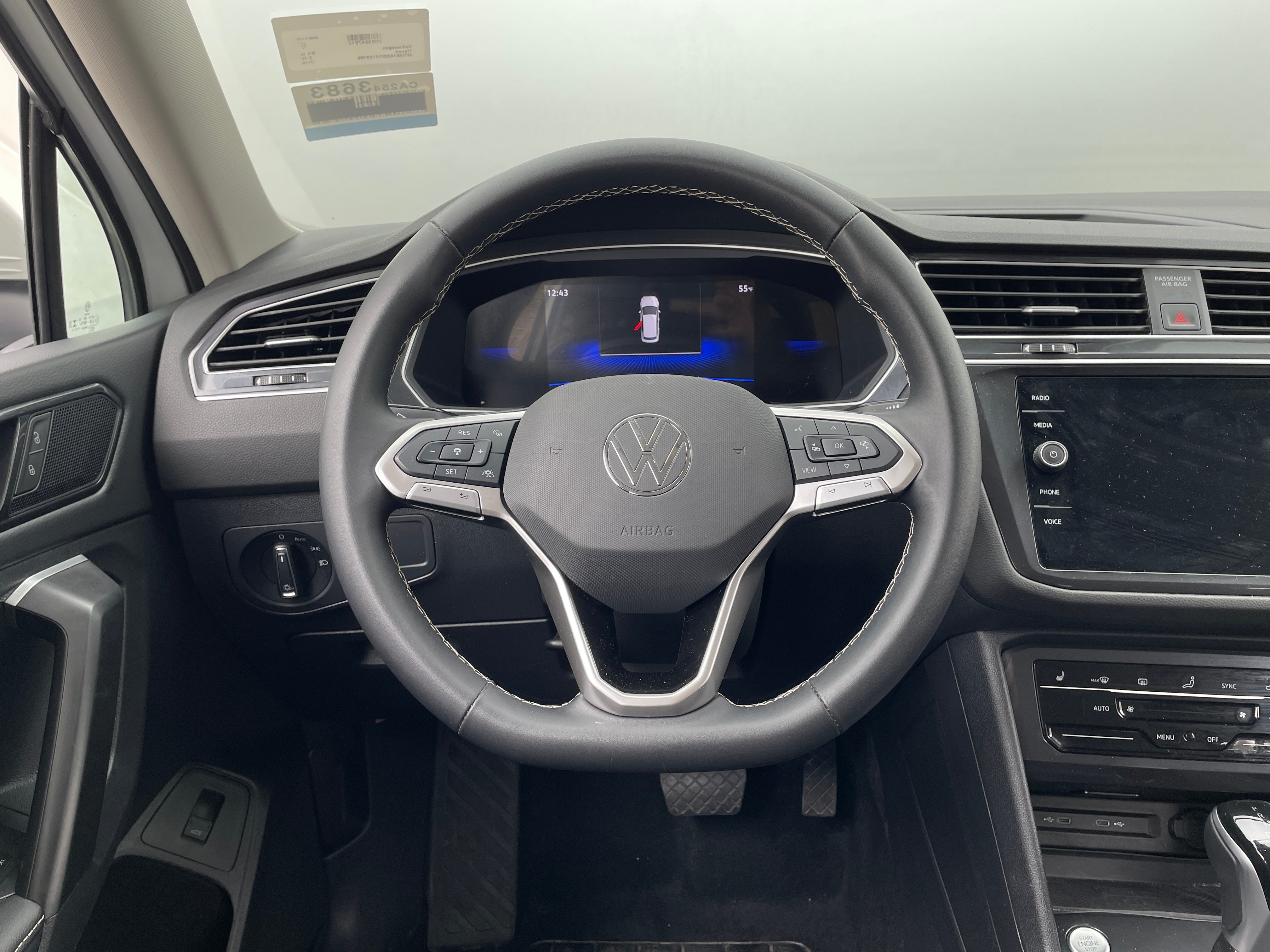 2024 Volkswagen Tiguan SE 4