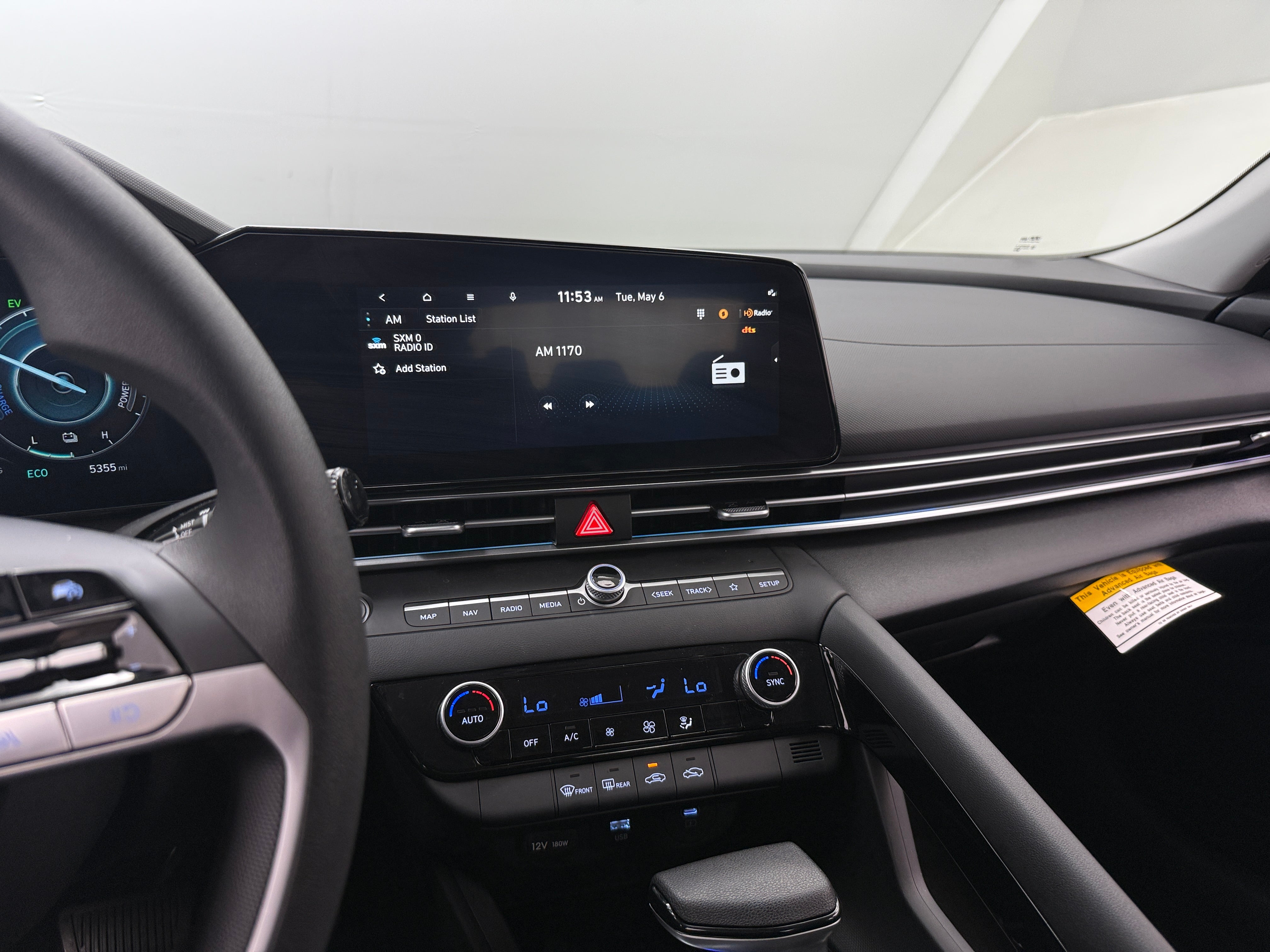 2024 Hyundai Elantra Blue 4