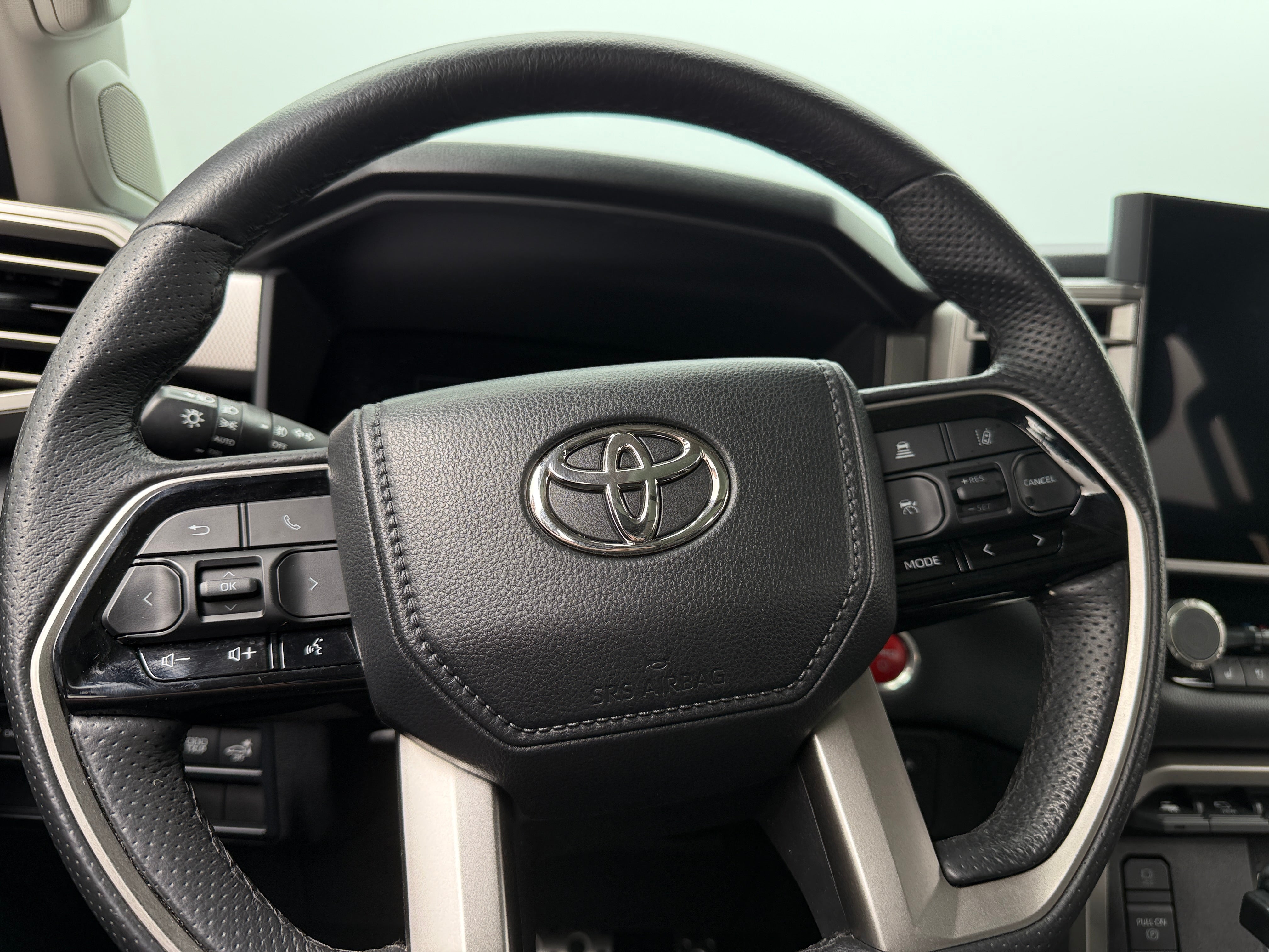 2022 Toyota Tundra Limited 4