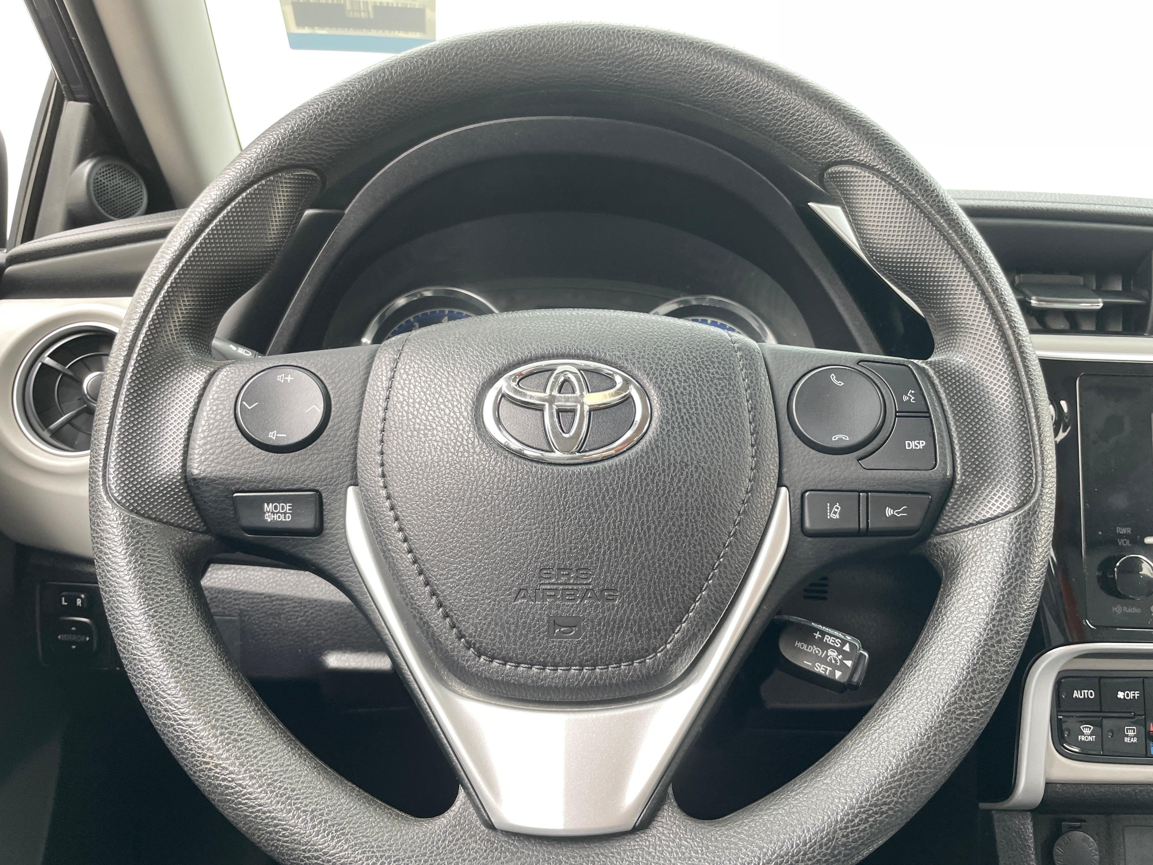 2017 Toyota Corolla LE 5