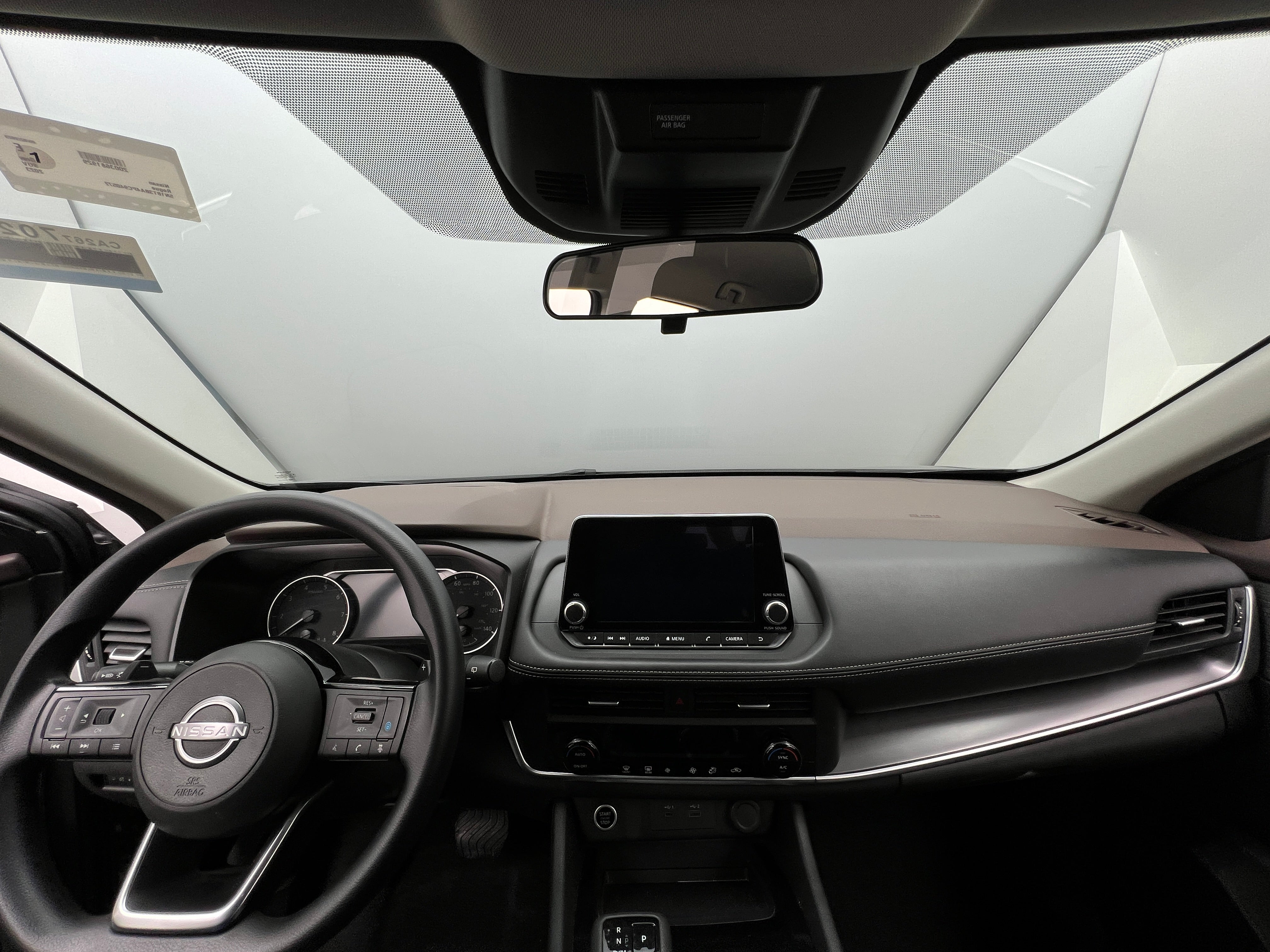 2023 Nissan Rogue SV 3