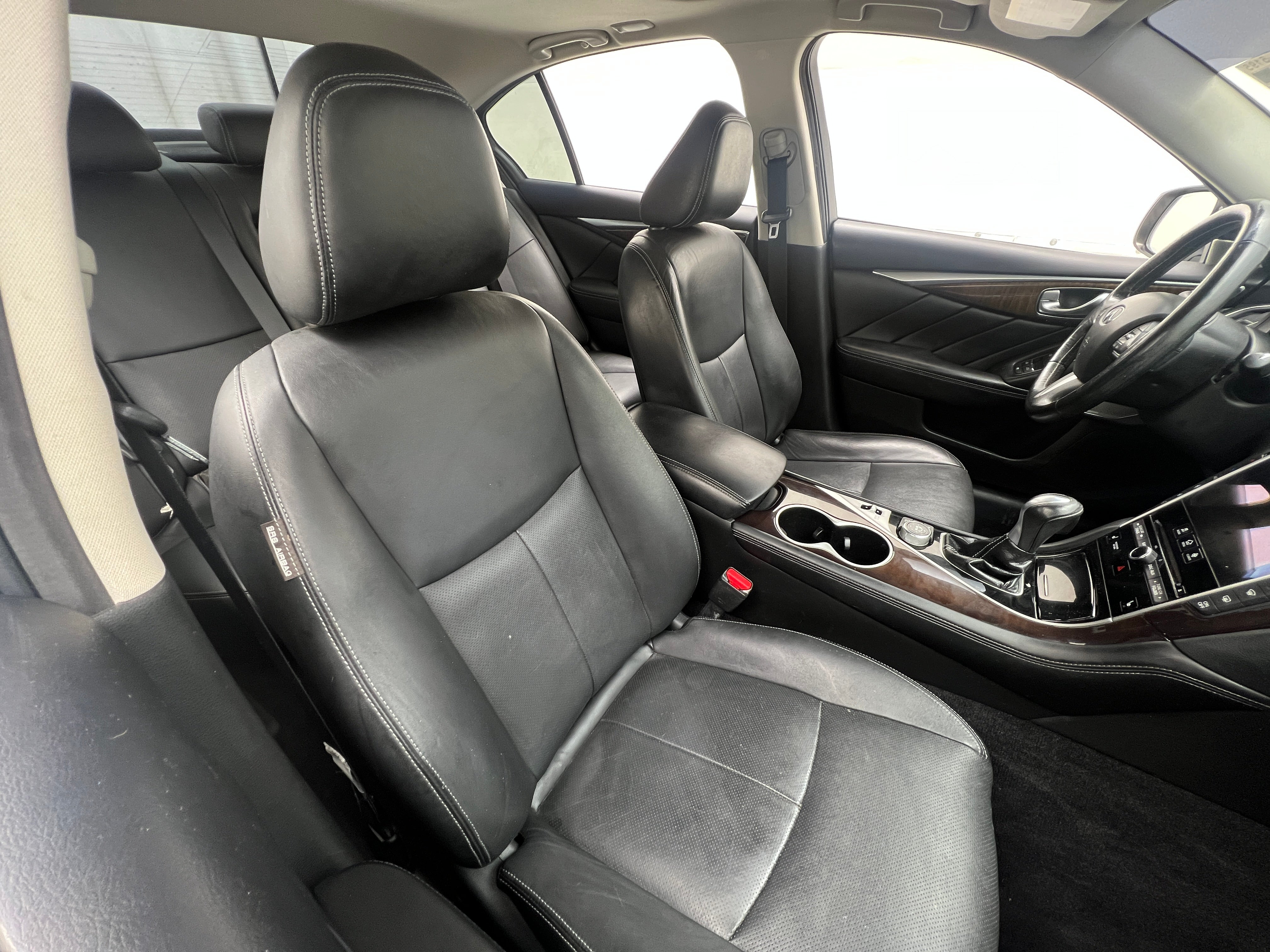 2017 INFINITI Q50 Premium 2