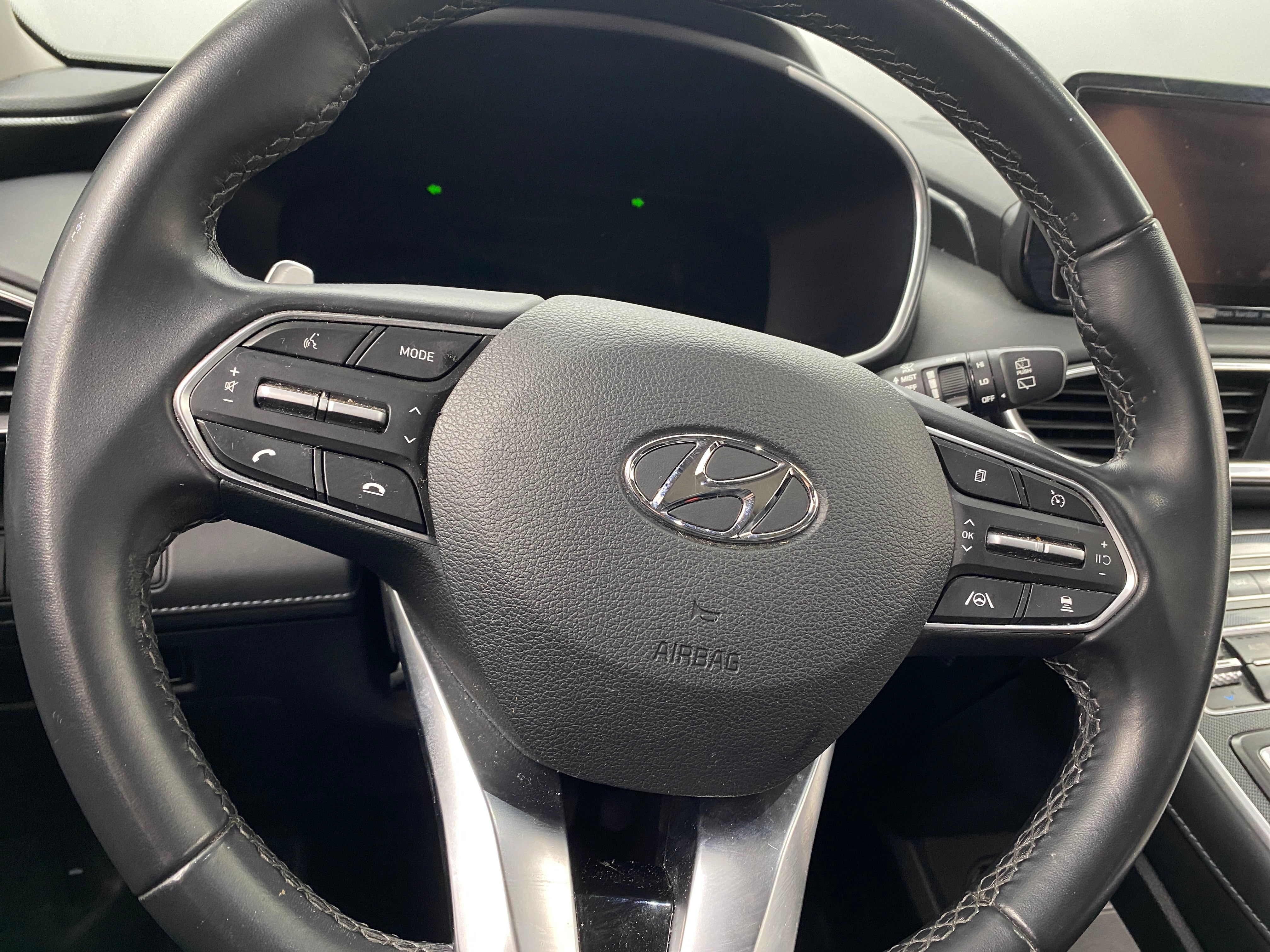 2021 Hyundai Santa Fe SEL 4