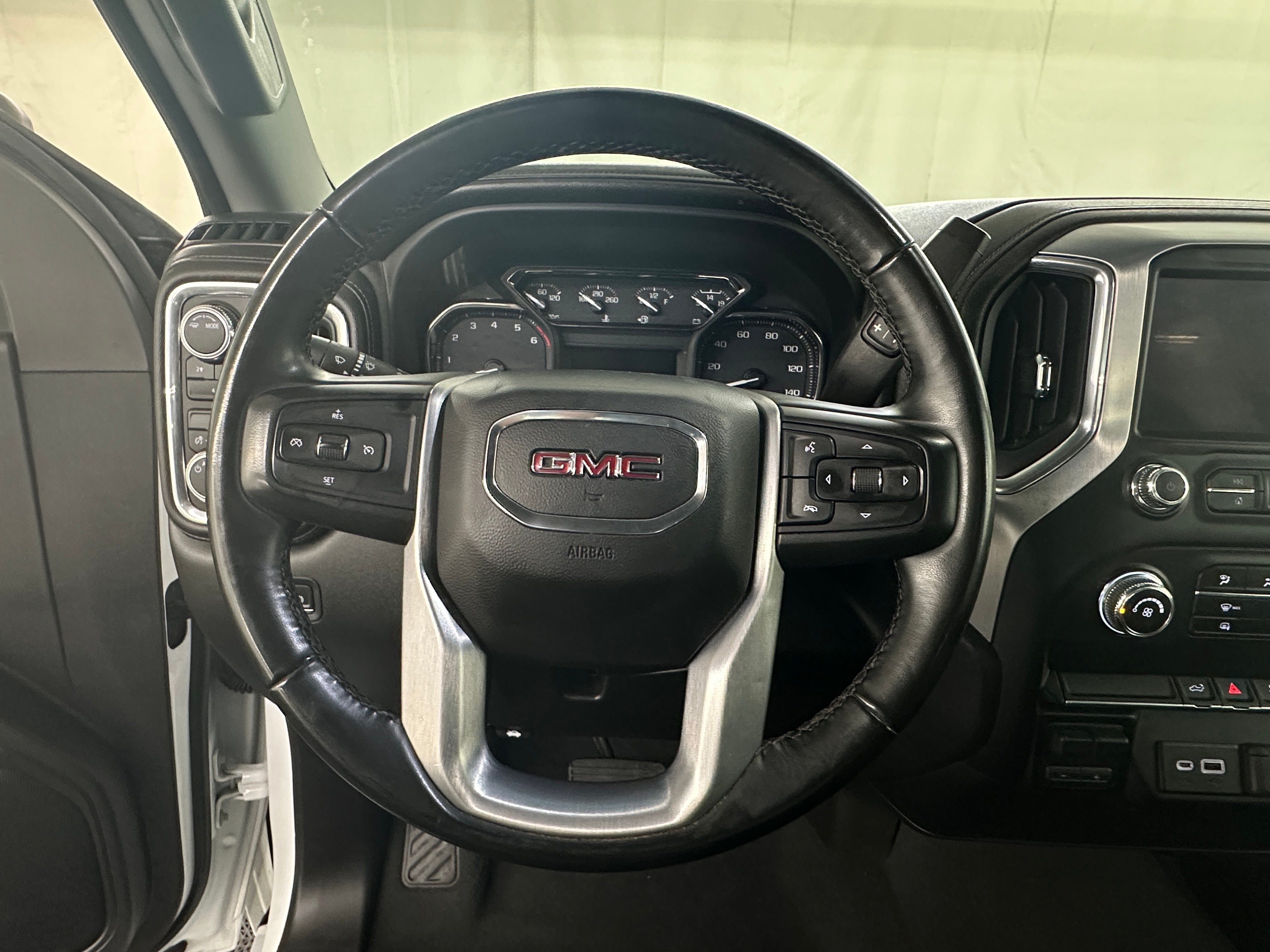2023 GMC Sierra 2500 SLE 5