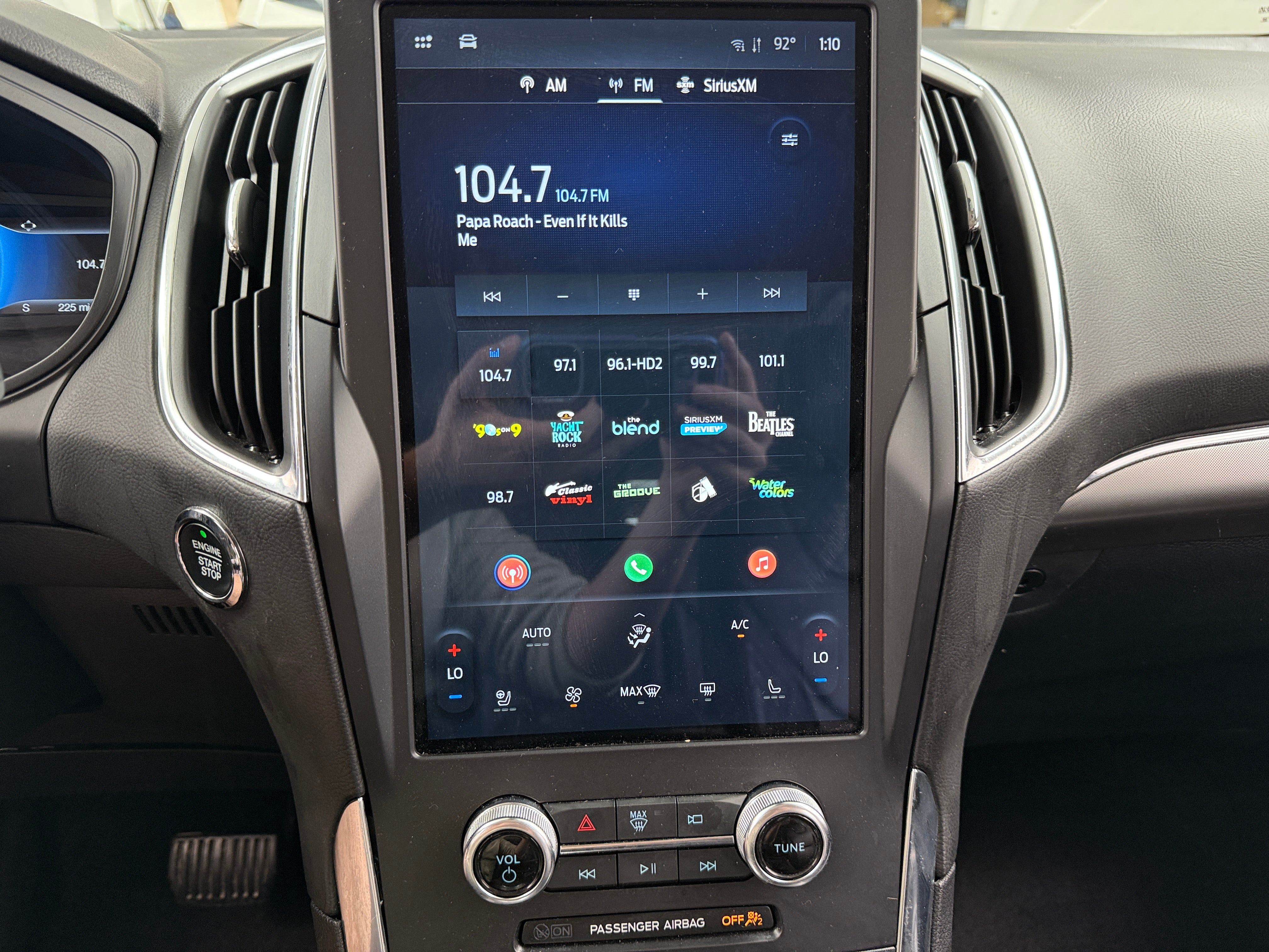 2024 Ford Edge Titanium 3