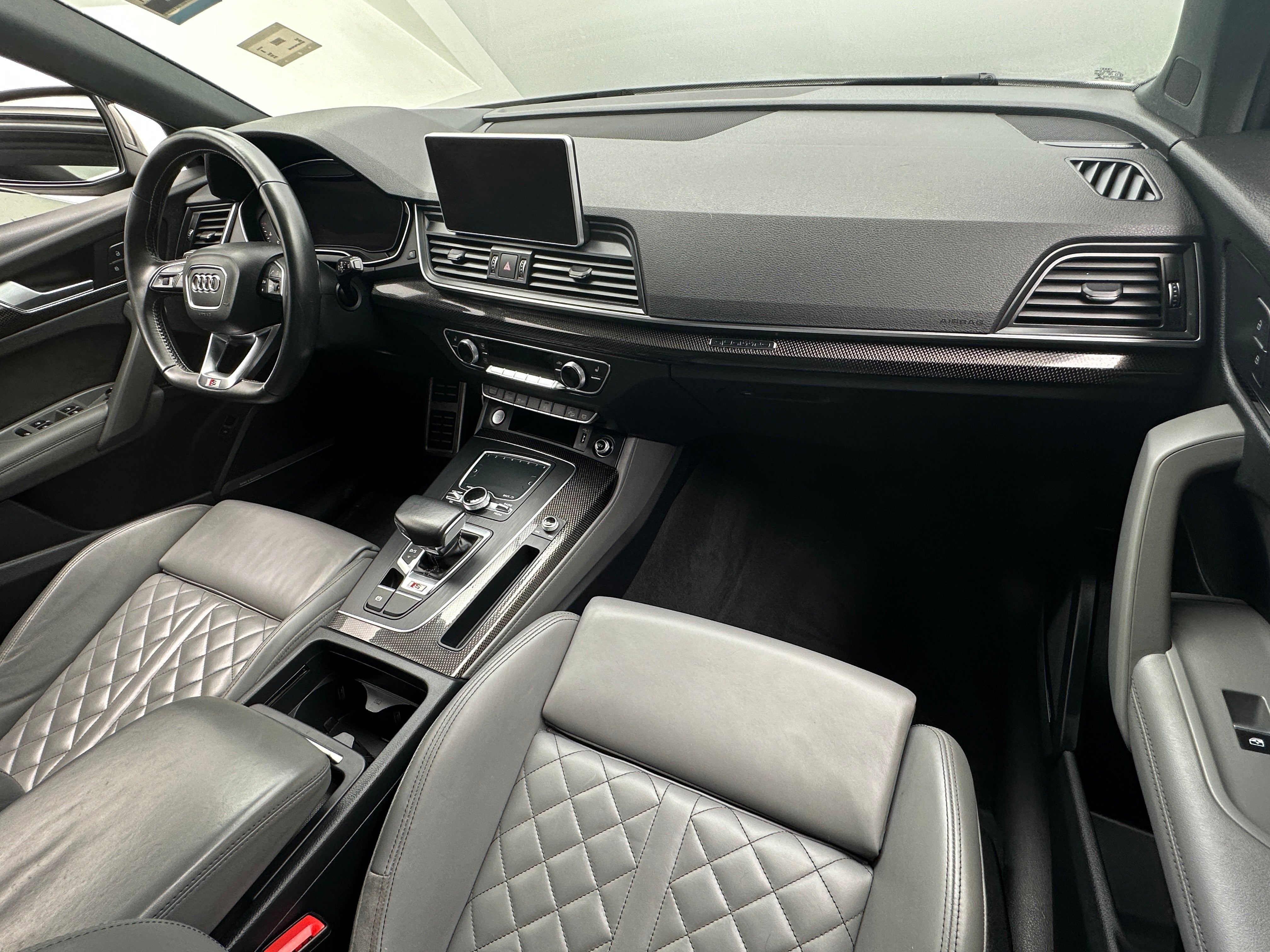 2018 Audi SQ5 Prestige 3