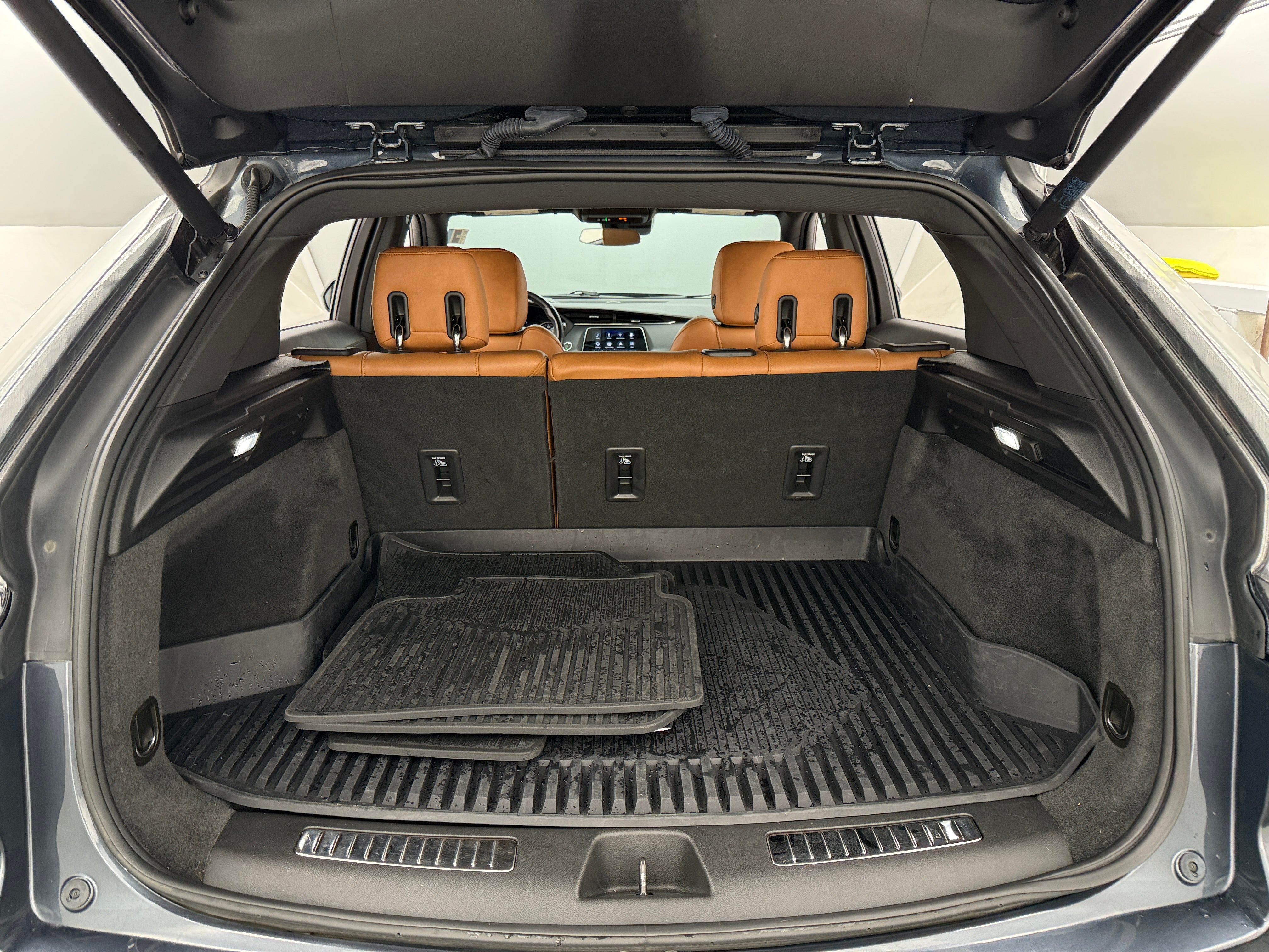2019 Cadillac XT4 Sport 6