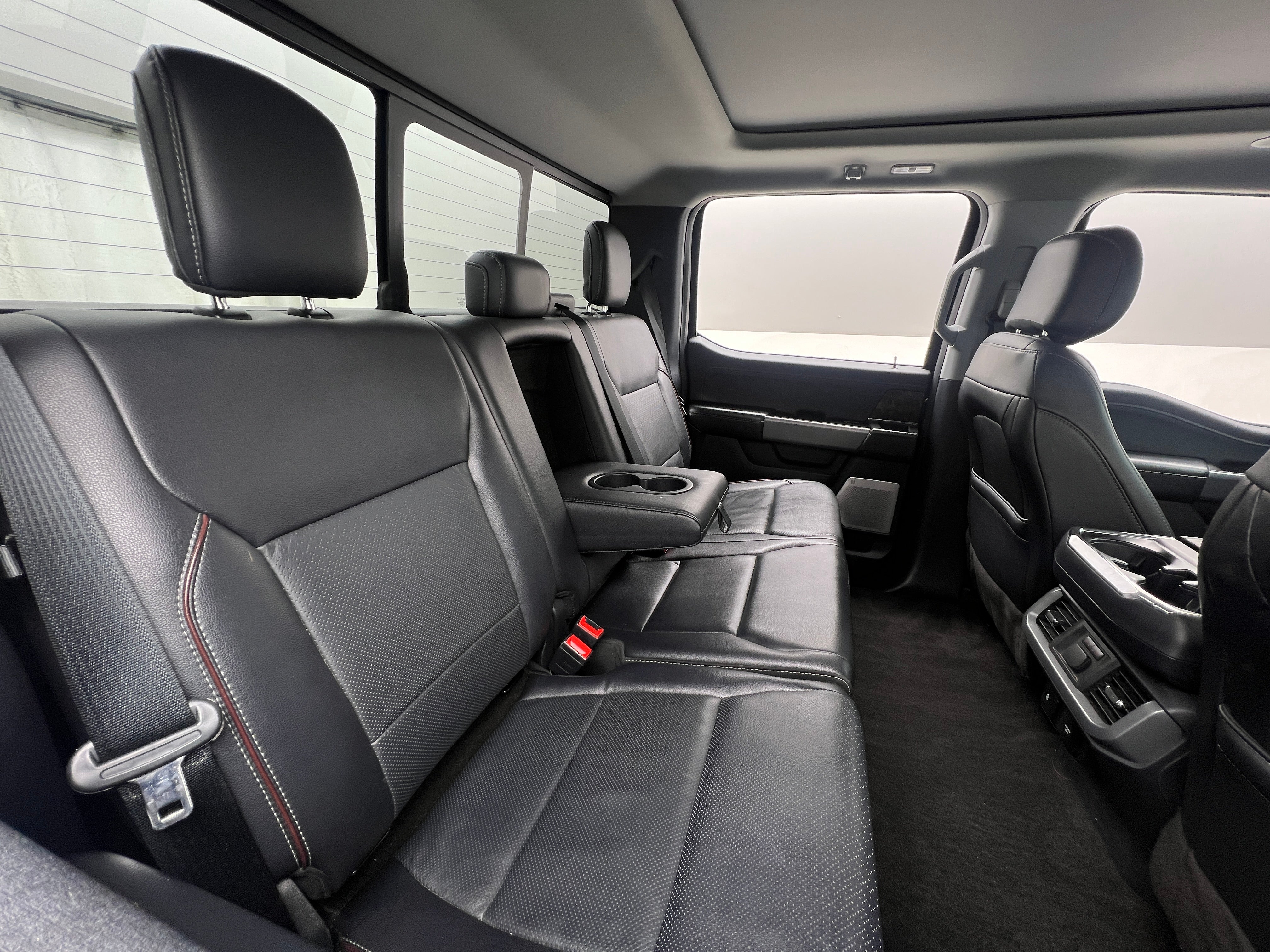 2021 Ford Econoline E-150 5